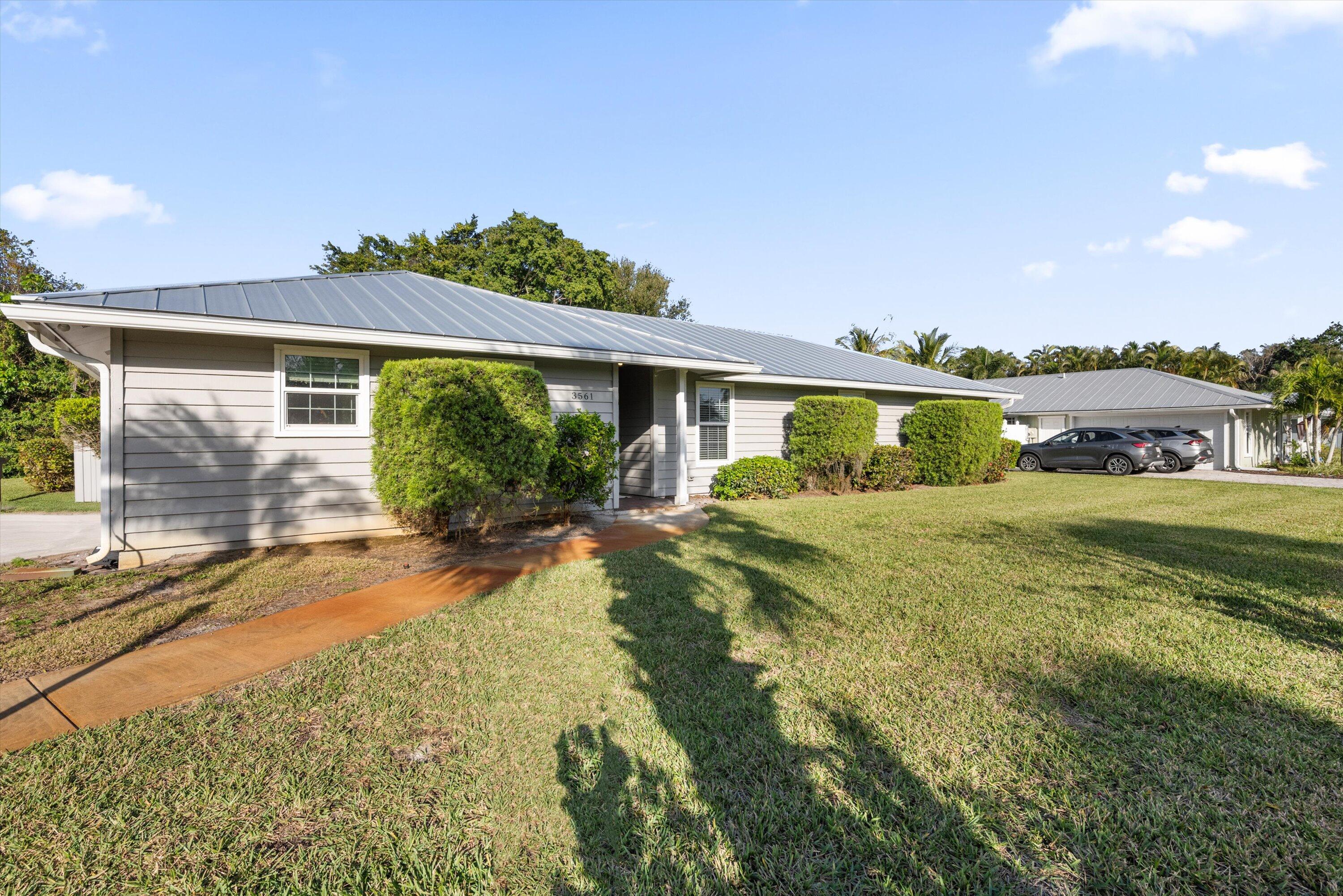 3561 SE Micanopy Terrace