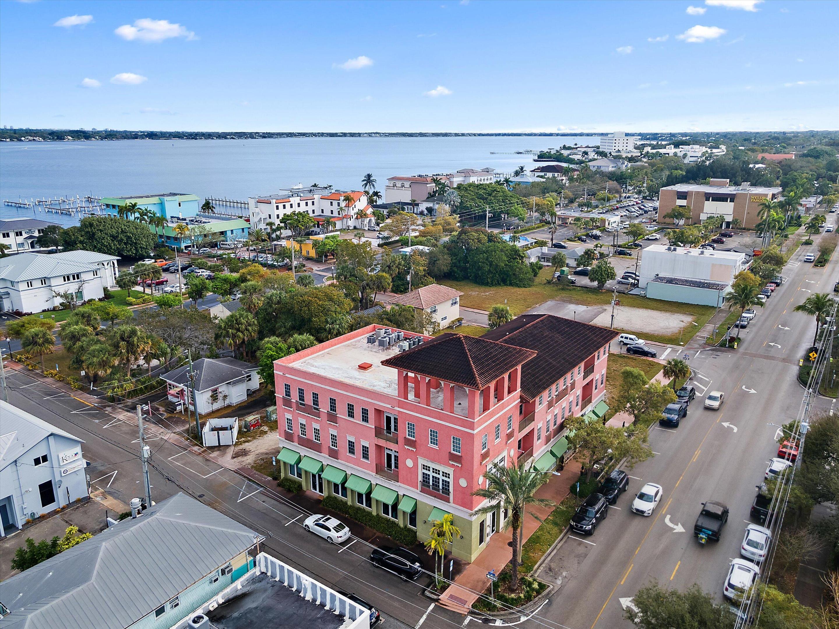 101 SE Ocean Boulevard 305