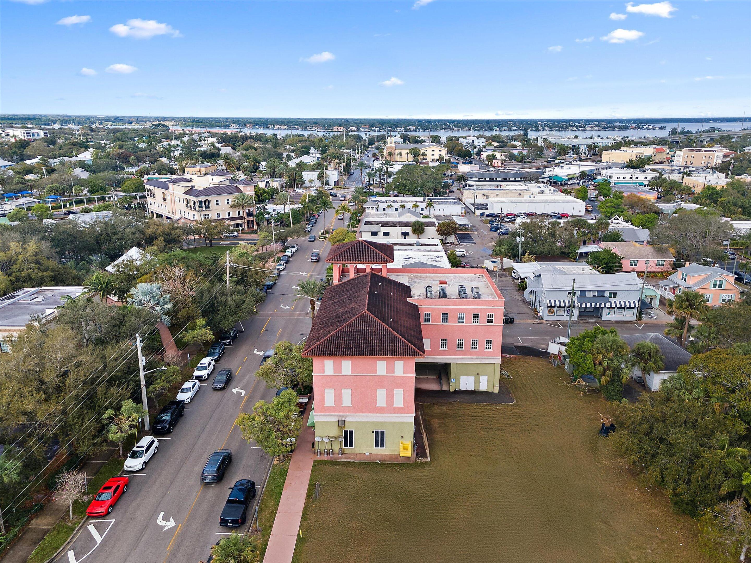 101 SE Ocean Boulevard 305