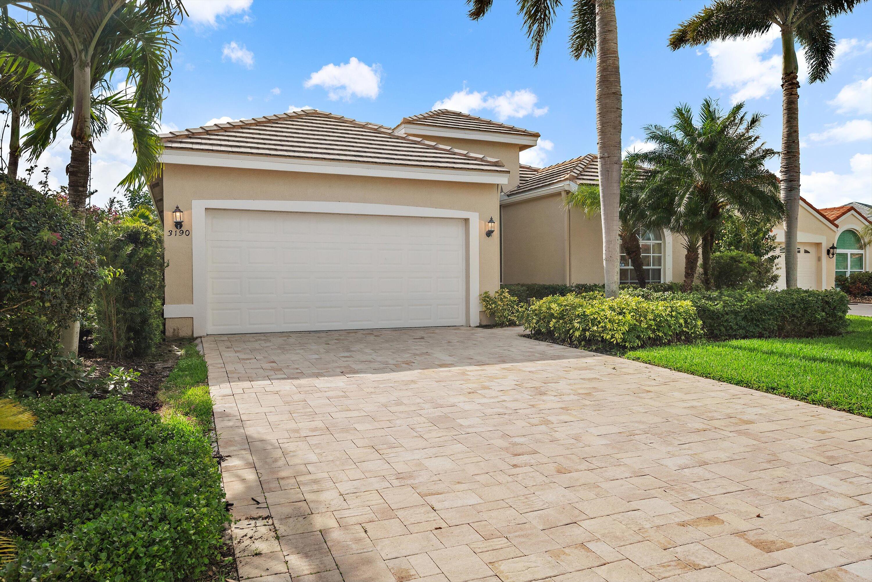 3190 SE Carrick Green Court, Port St. Lucie