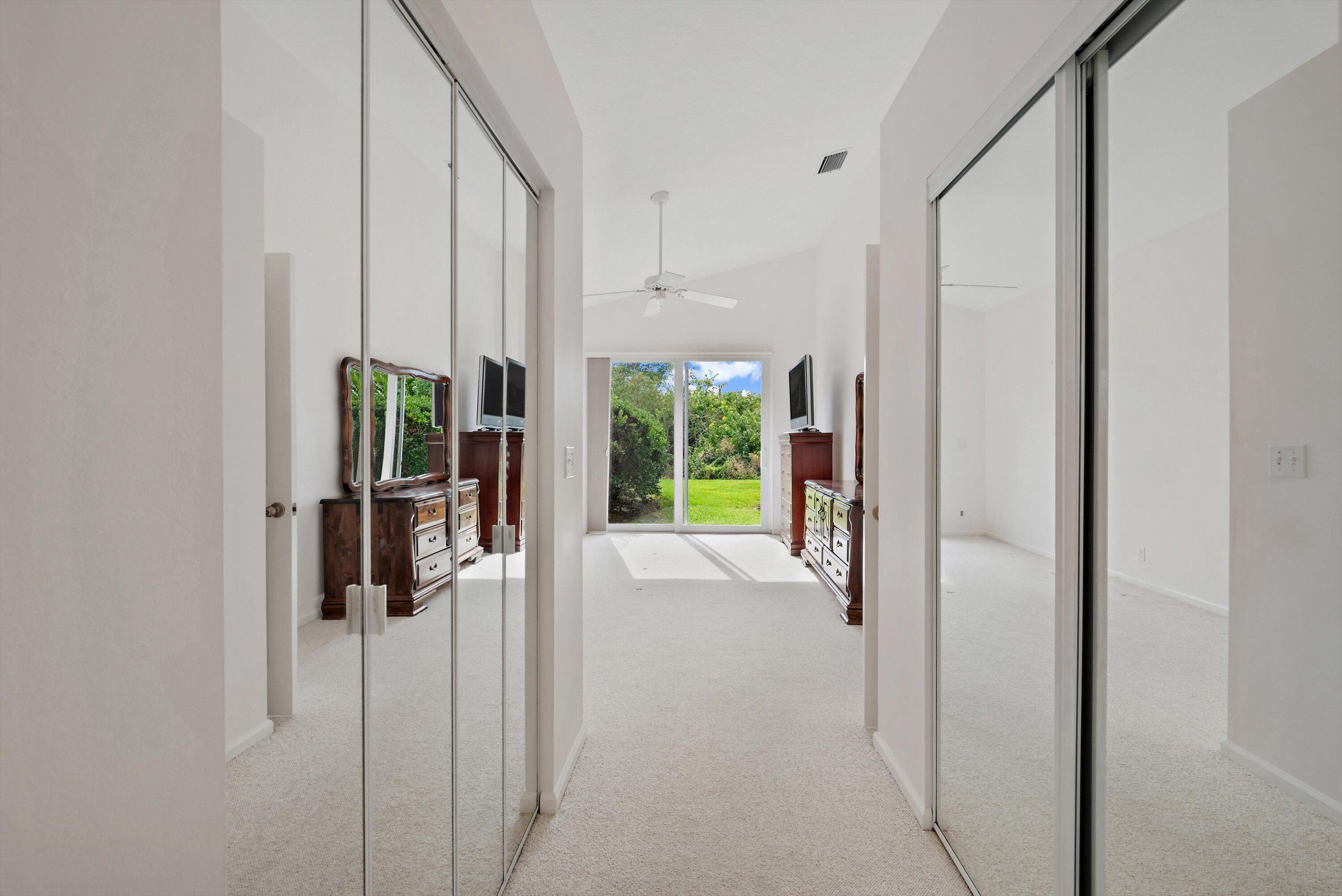 3190 SE Carrick Green Court, Port St. Lucie