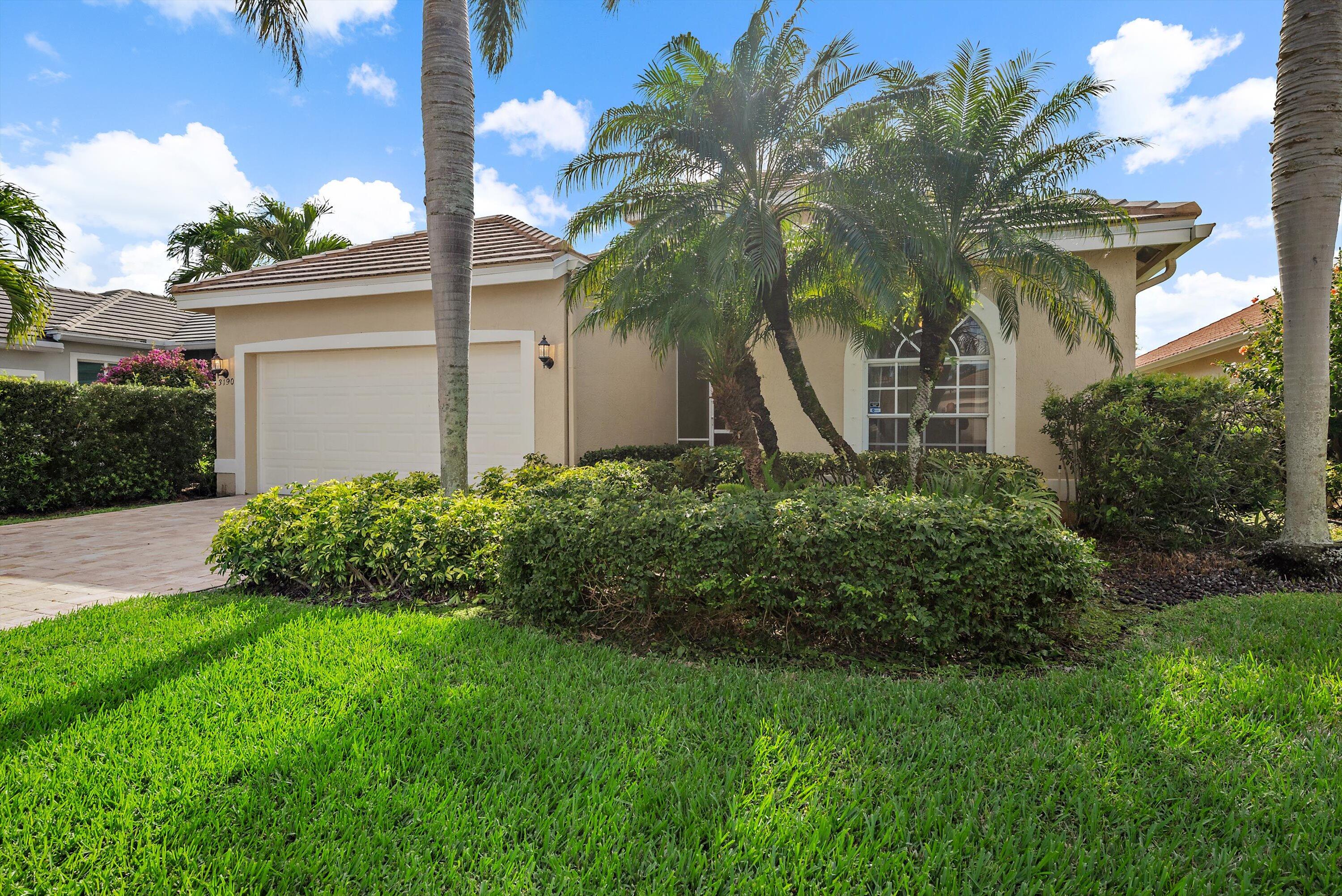 3190 SE Carrick Green Court, Port St. Lucie