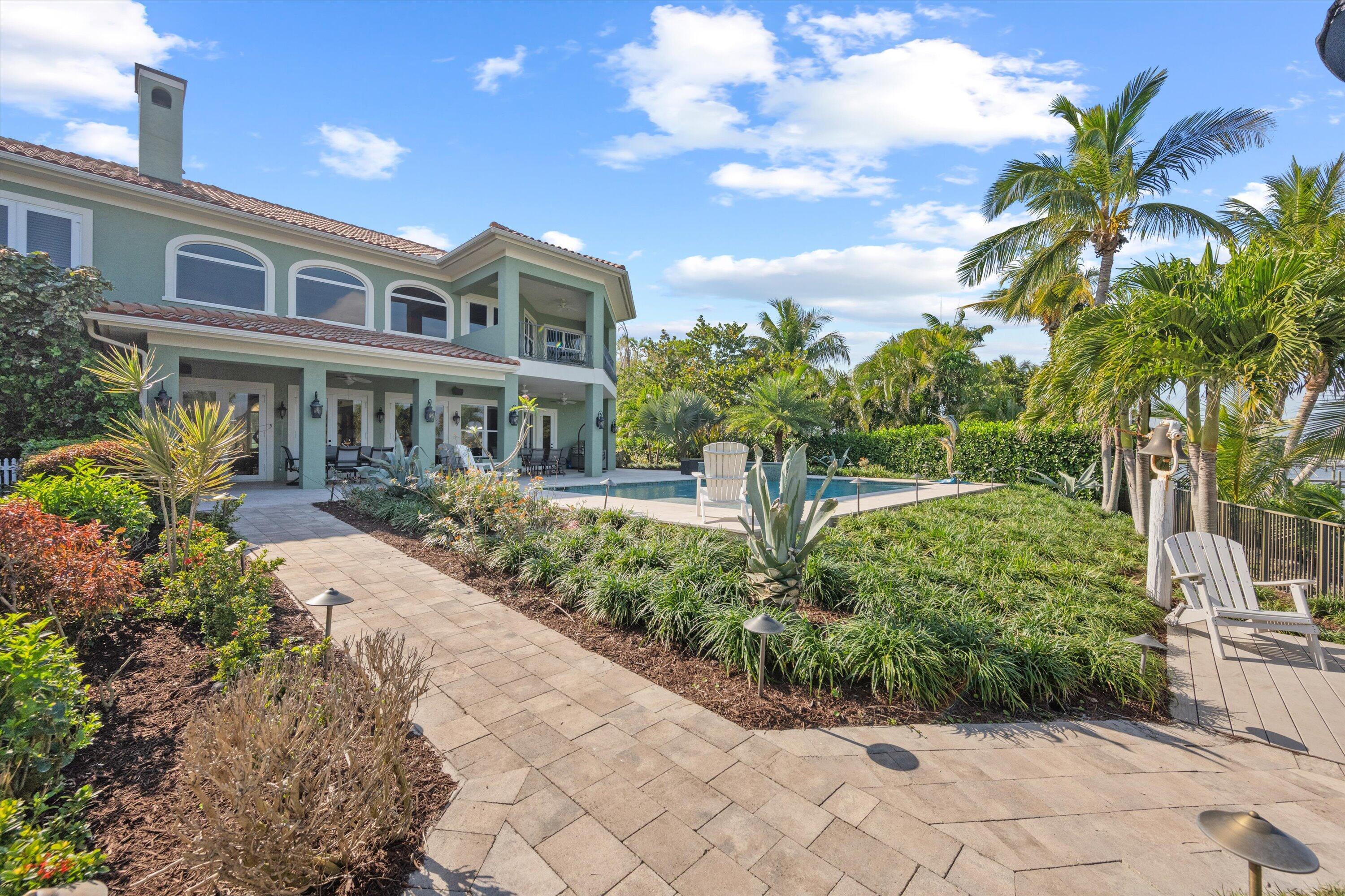 1625 SE Saint Lucie Boulevard