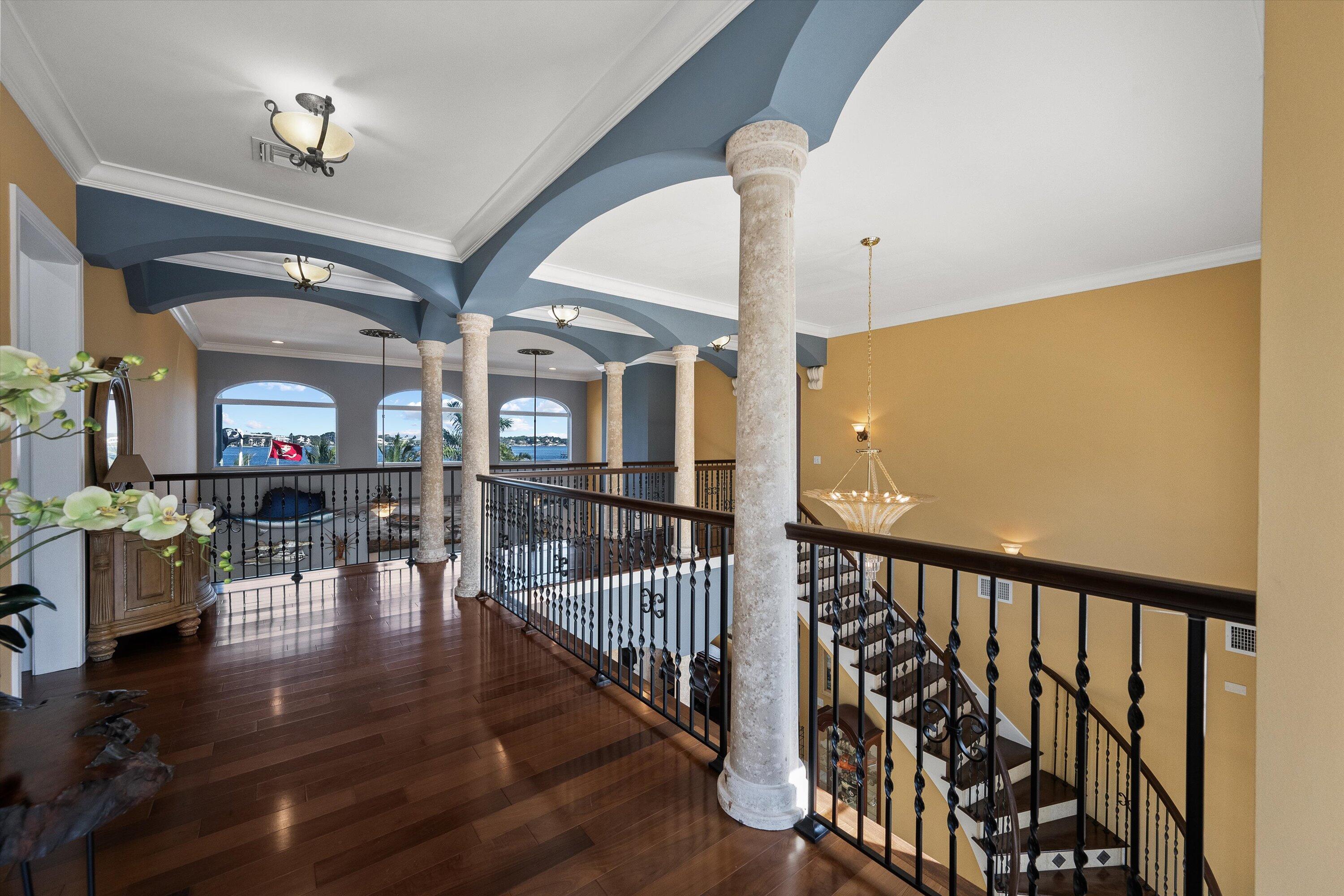 1625 SE Saint Lucie Boulevard