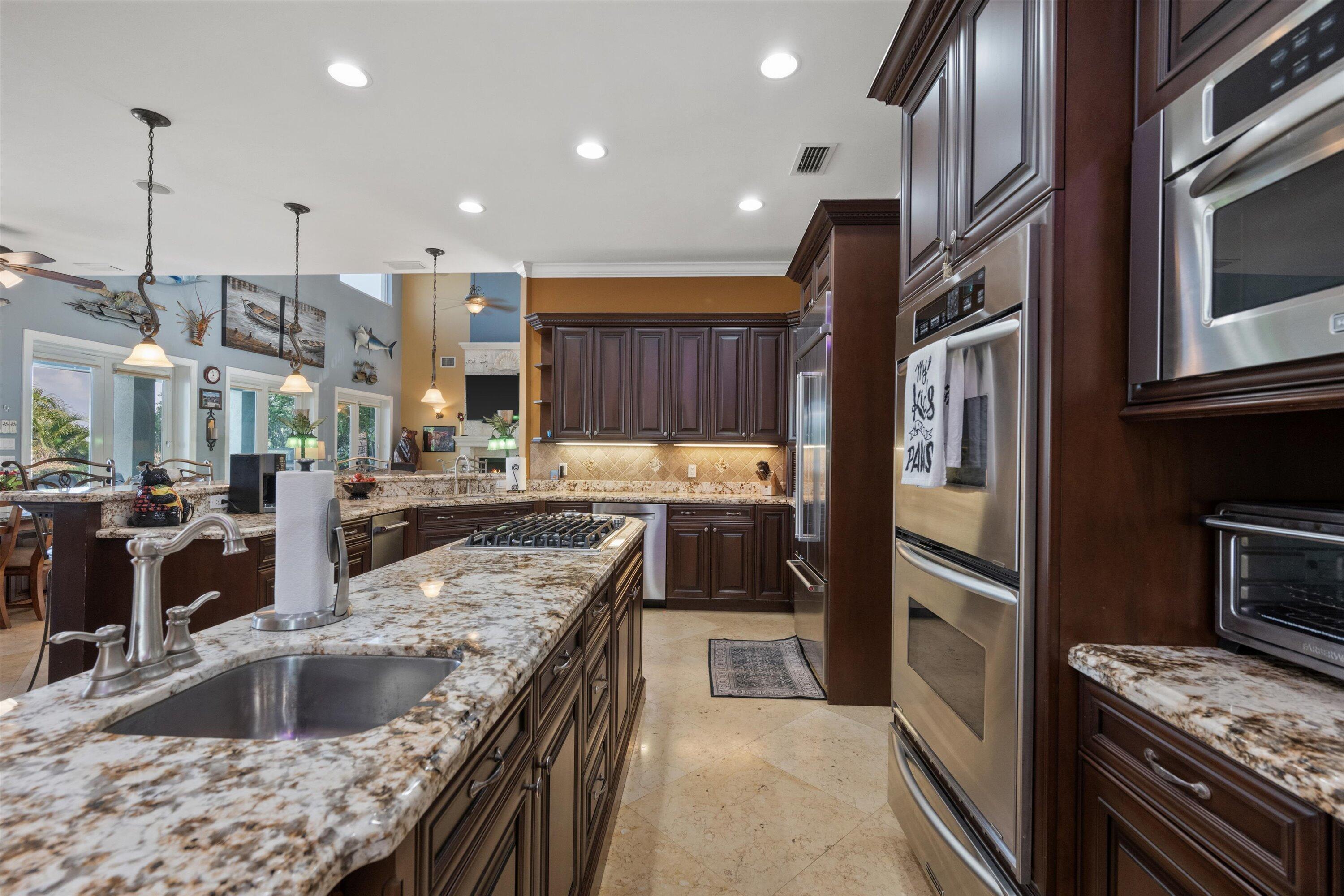 1625 SE Saint Lucie Boulevard