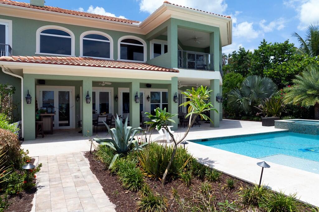 1625 SE Saint Lucie Boulevard