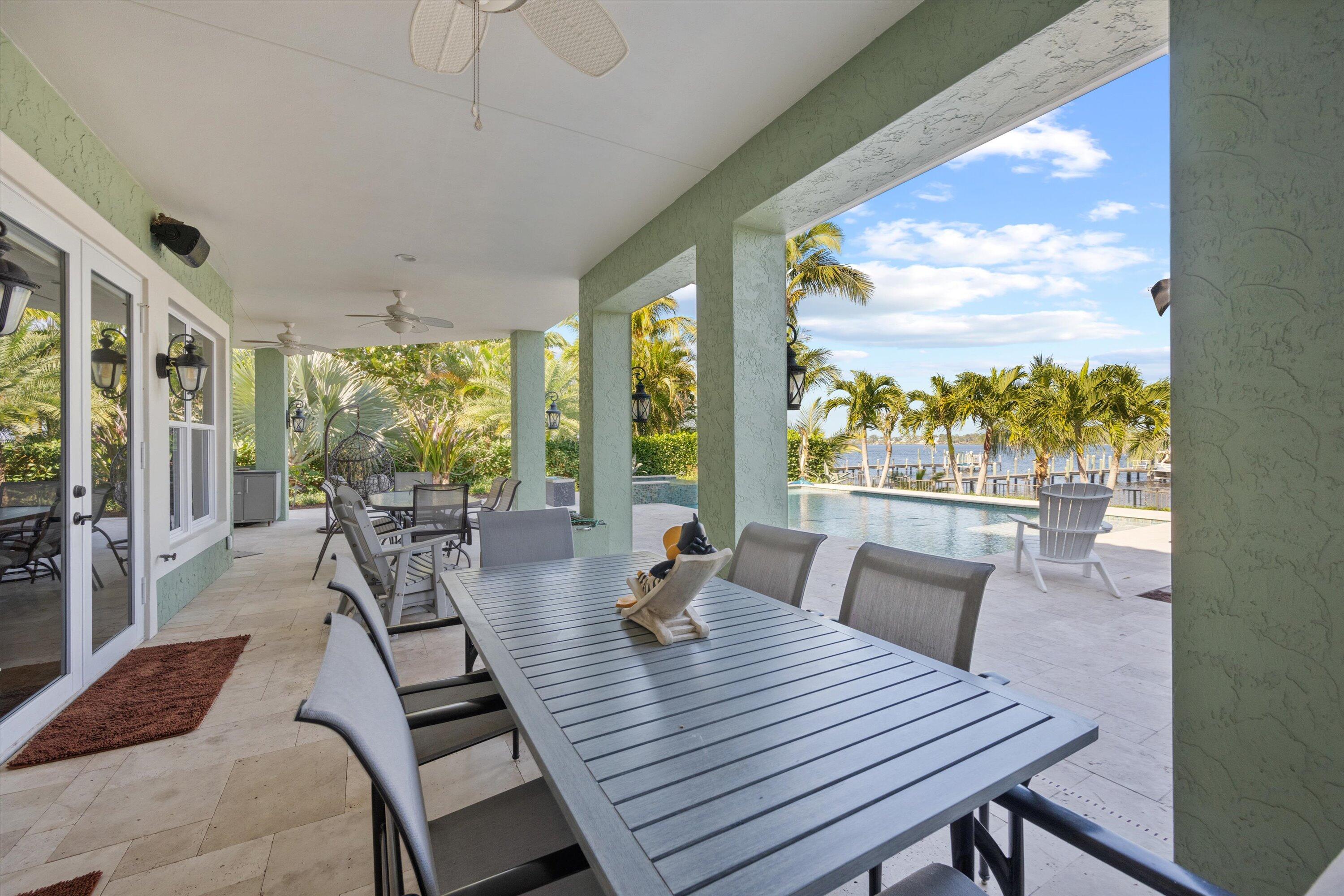 1625 SE Saint Lucie Boulevard