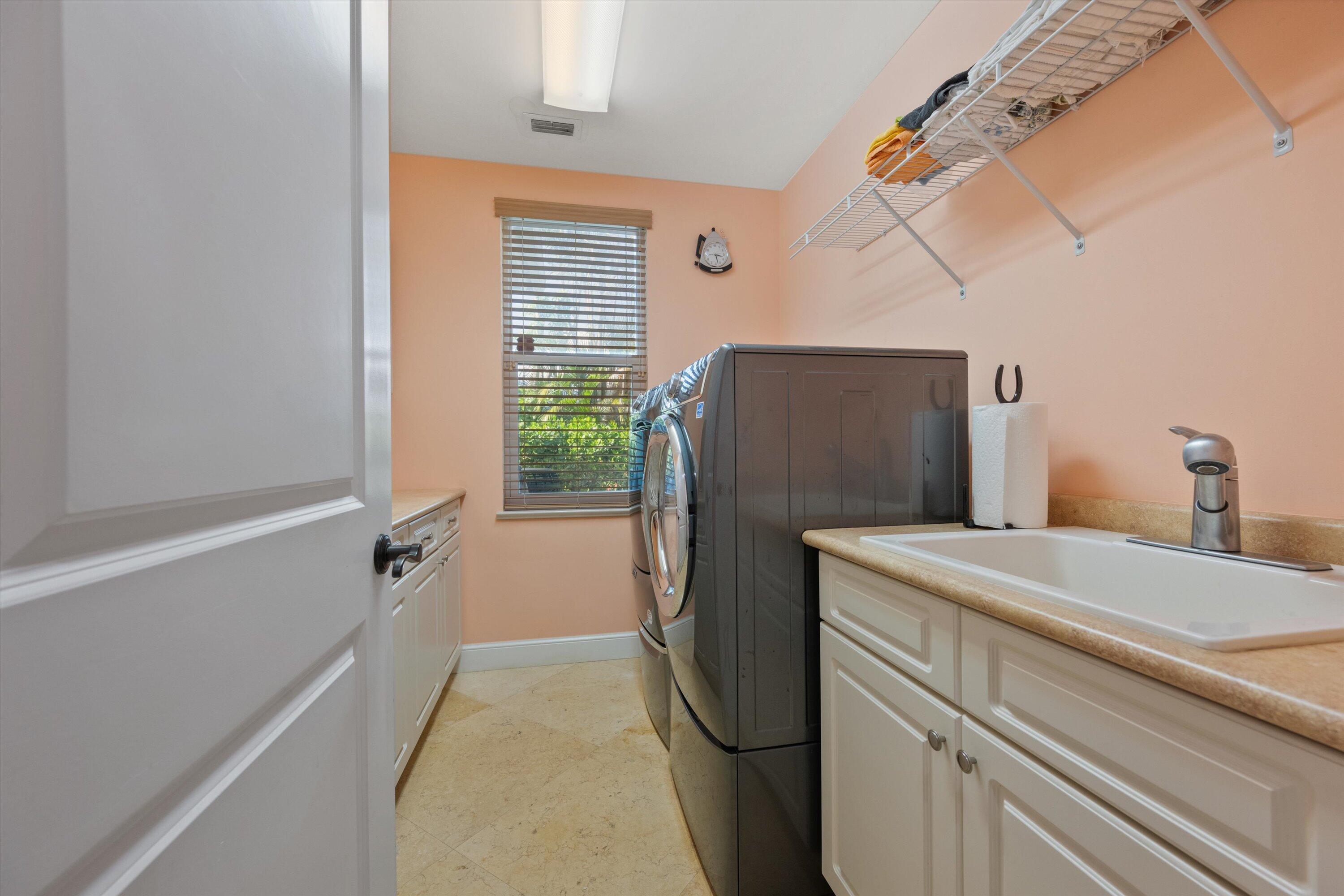 1625 SE Saint Lucie Boulevard