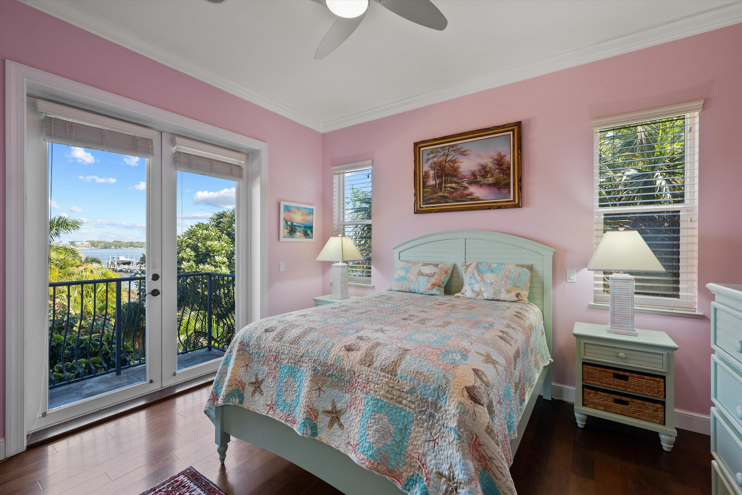 1625 SE Saint Lucie Boulevard