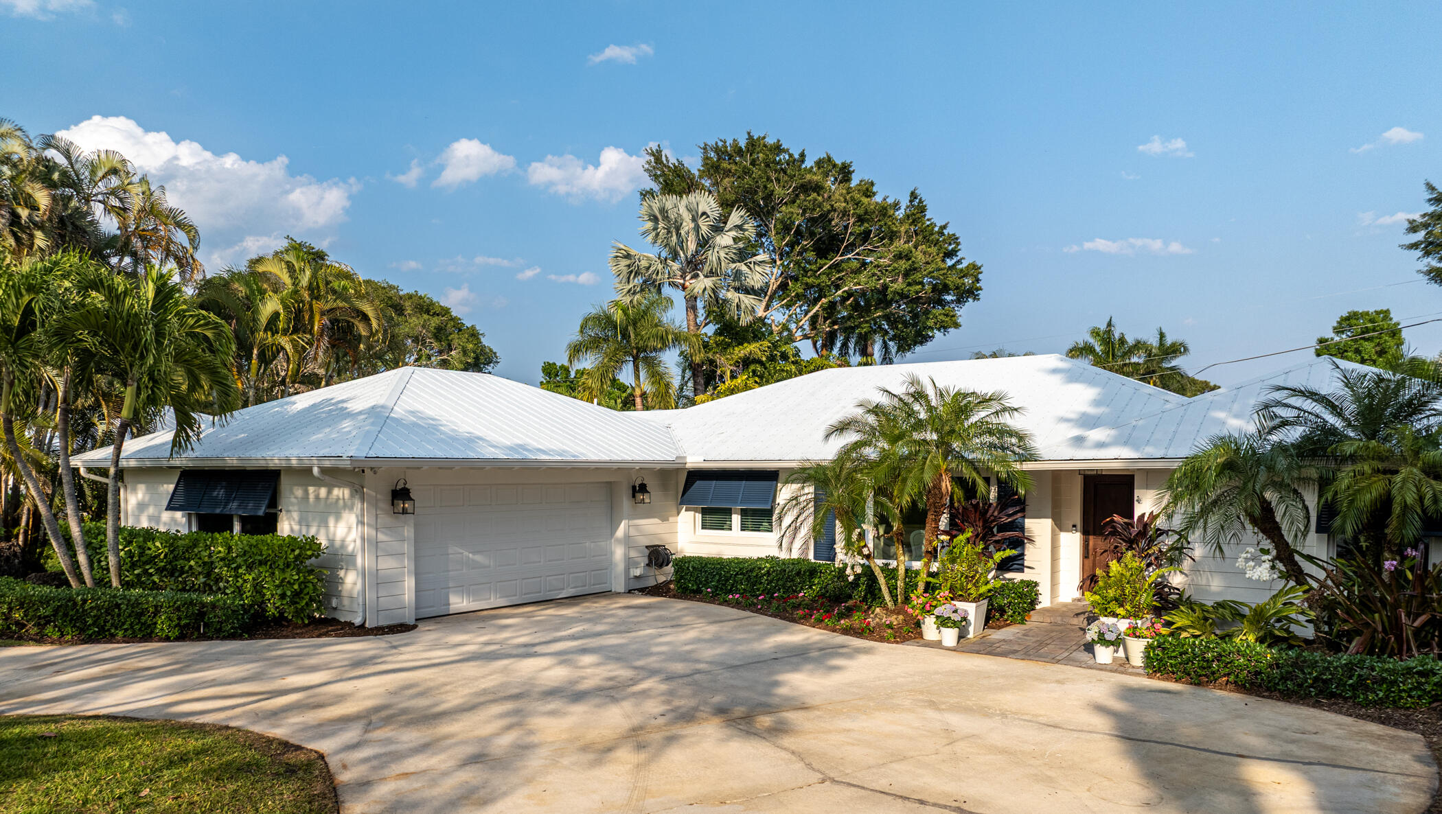 783 NW Forrest Drive