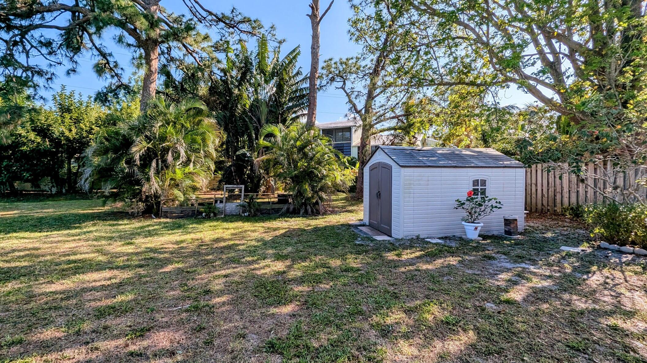 830 NW 10th Terrace