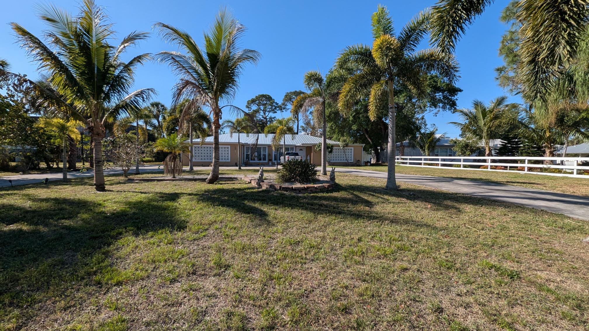 830 NW 10th Terrace