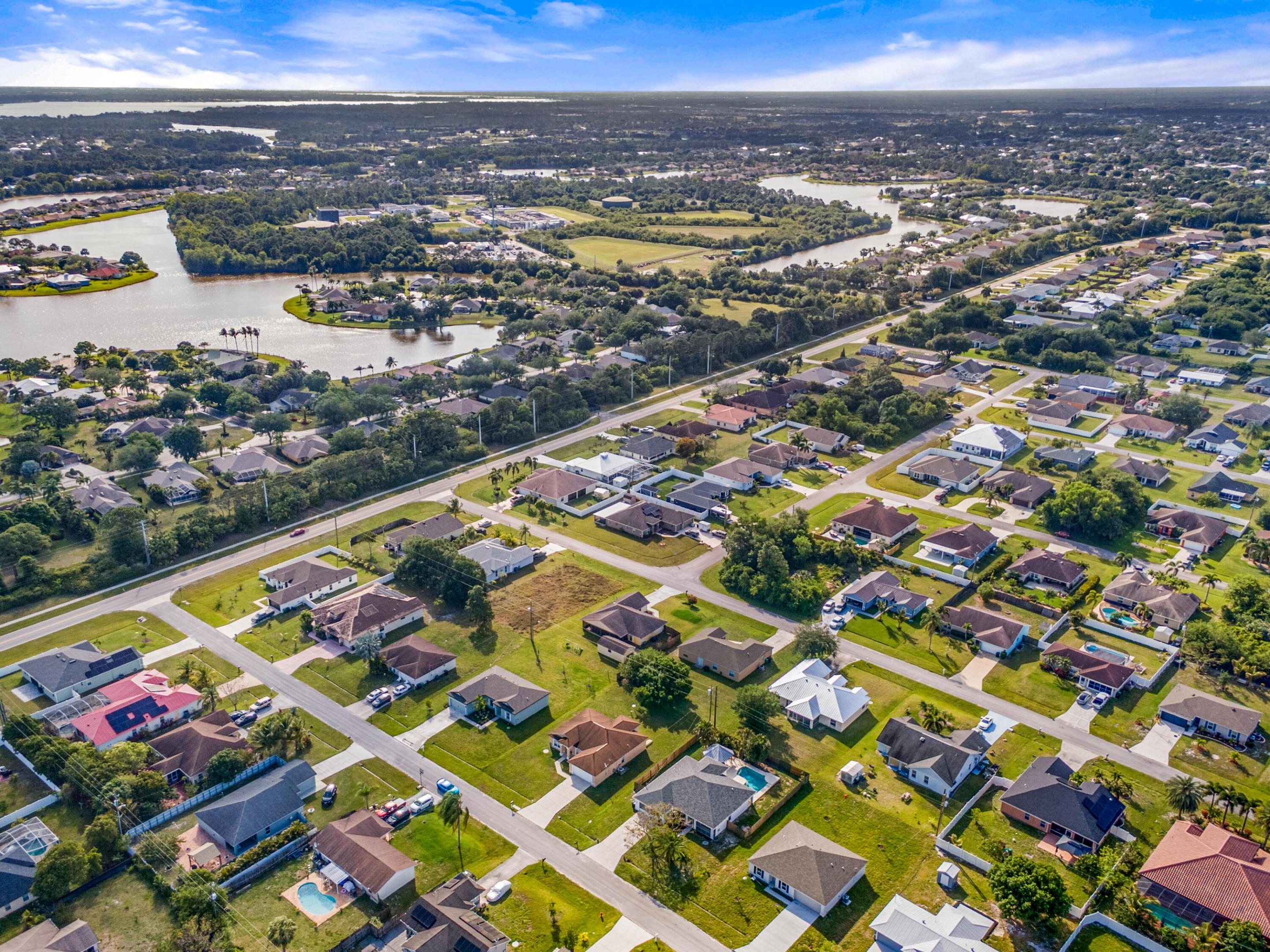 452 SW Baoy Avenue, Port St. Lucie