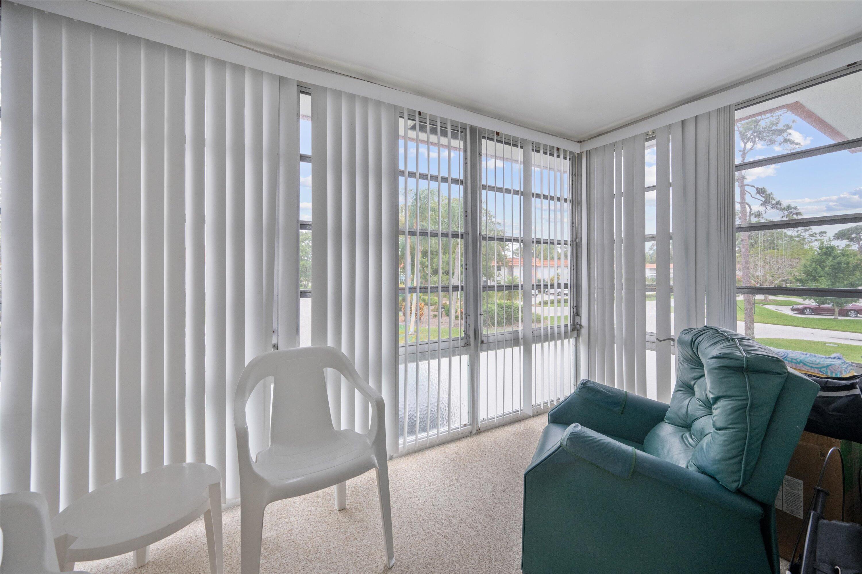 2600 SE Ocean Boulevard V12