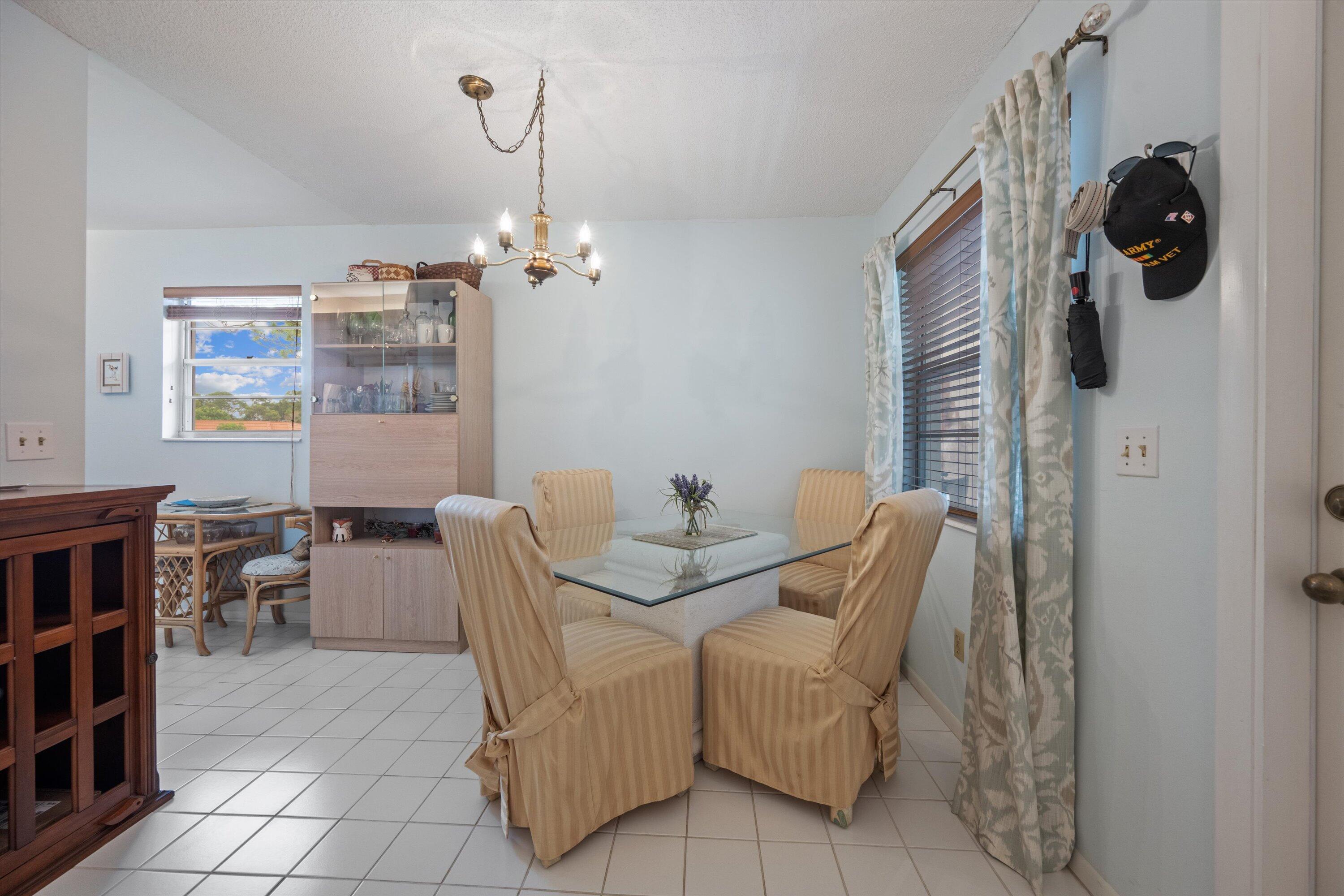 2600 SE Ocean Boulevard V12
