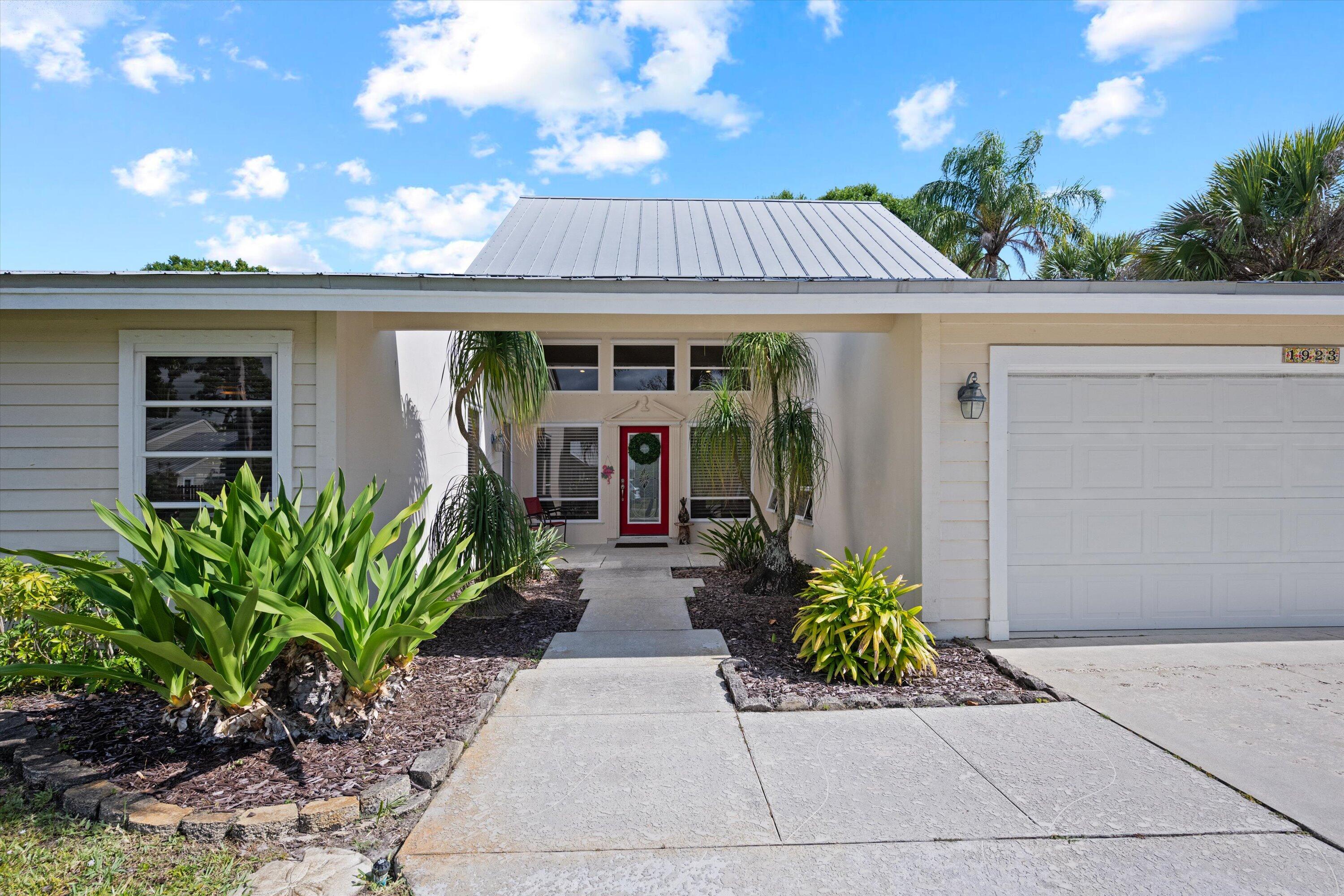 1923 NW 22nd Street