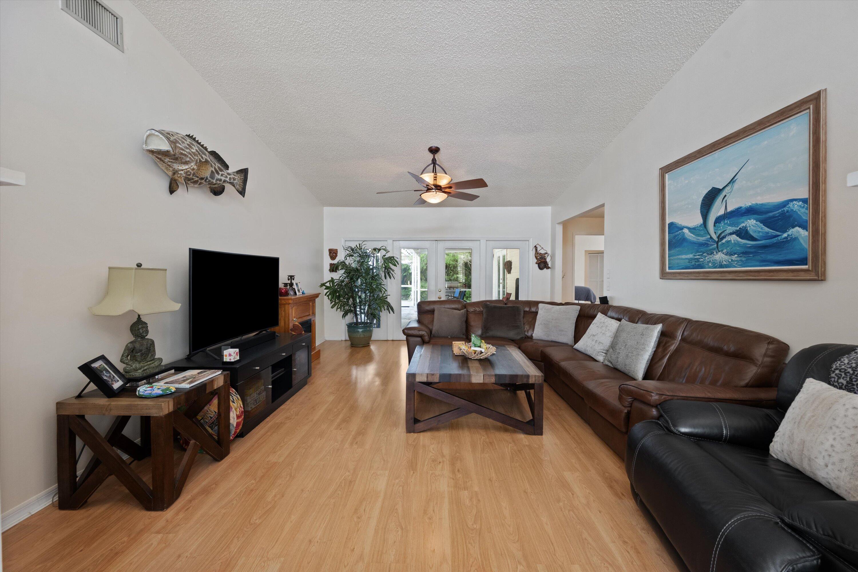 1923 NW 22nd Street