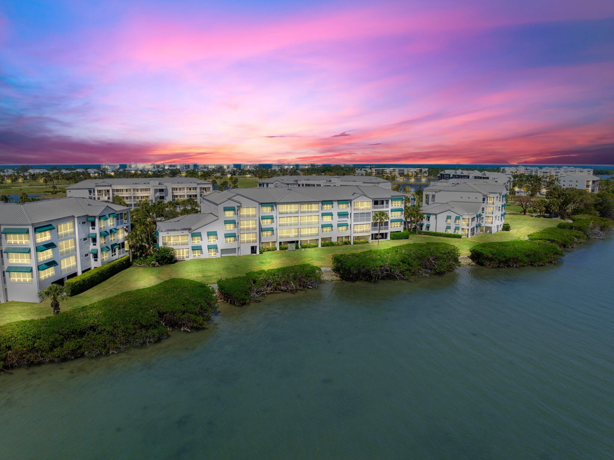 164 NE Edgewater Drive 2105