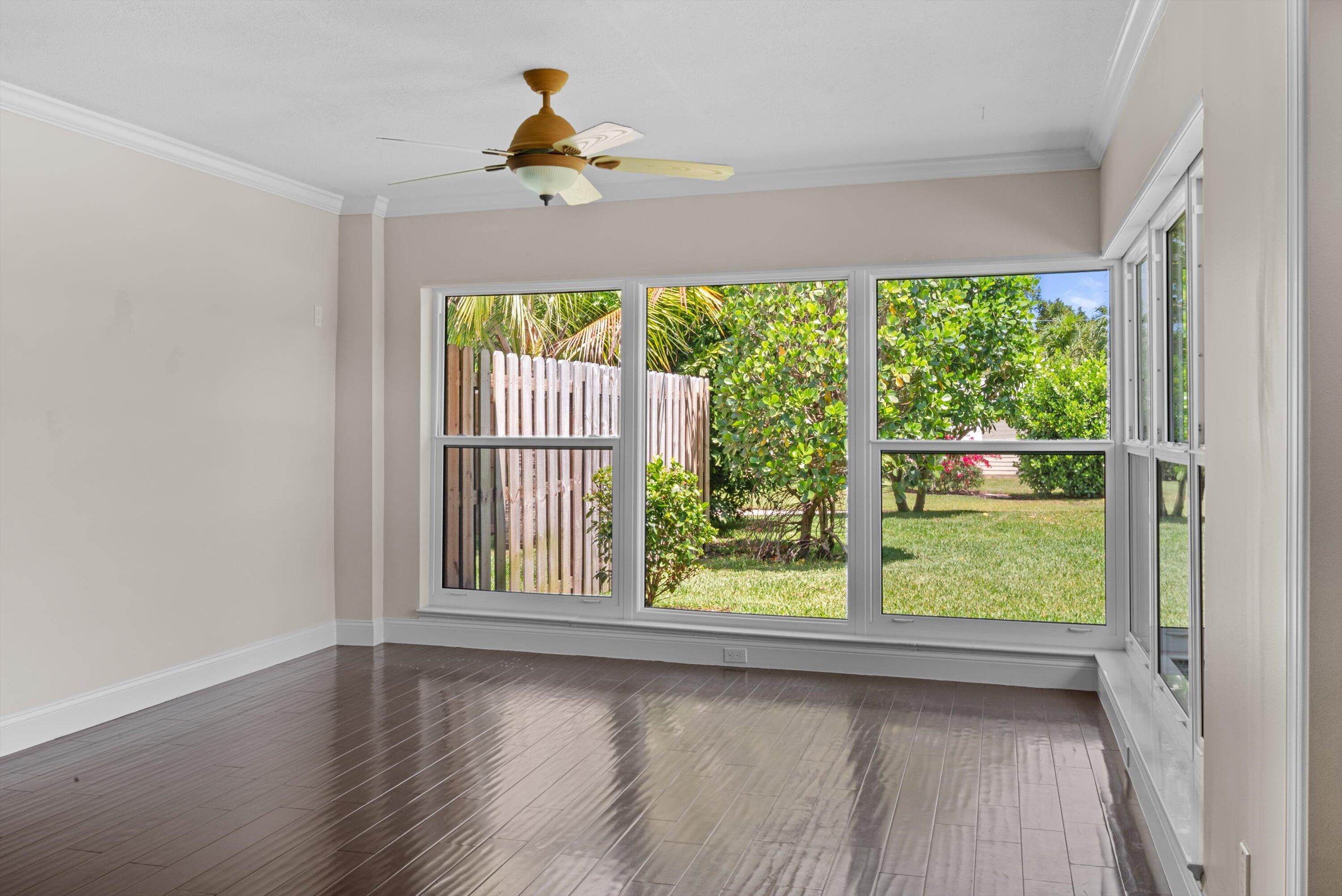 206 SE Balboa Avenue