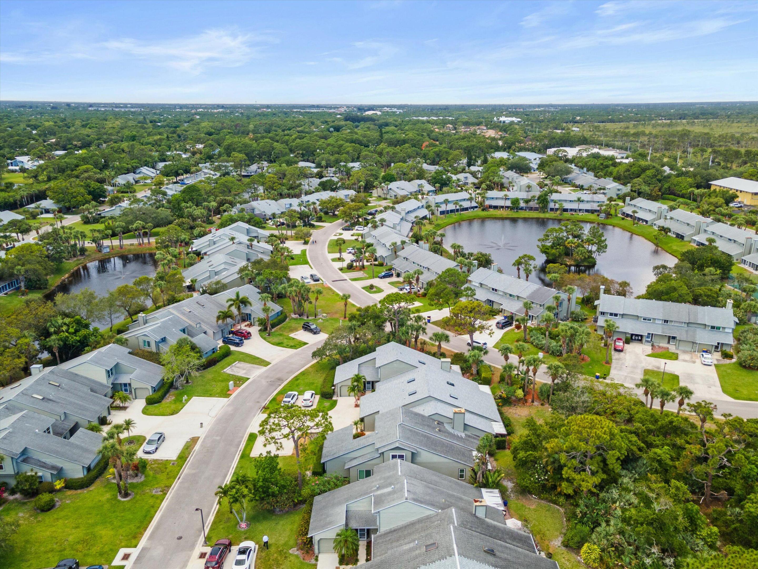 911 NE Sandalwood Place