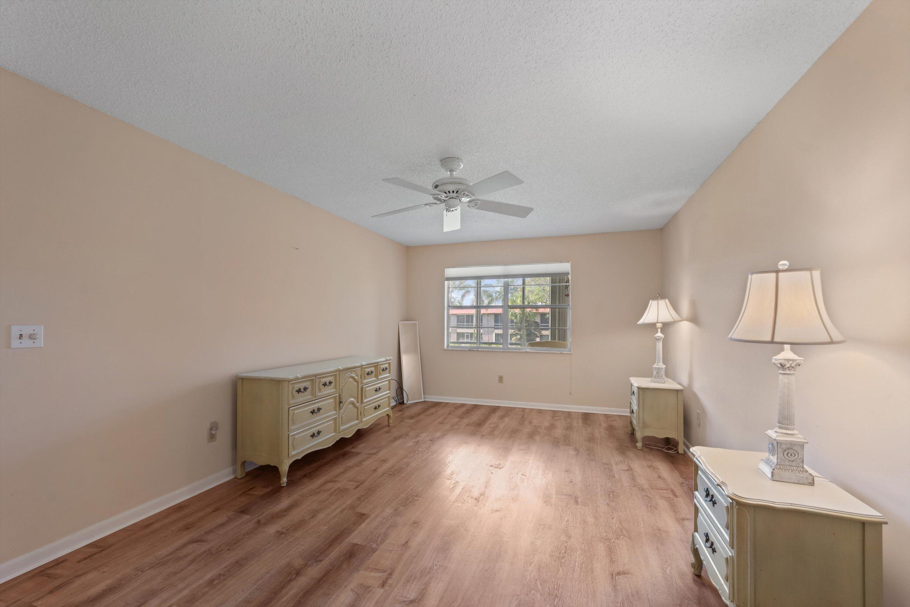 1953 SW Palm City Road 27-I
