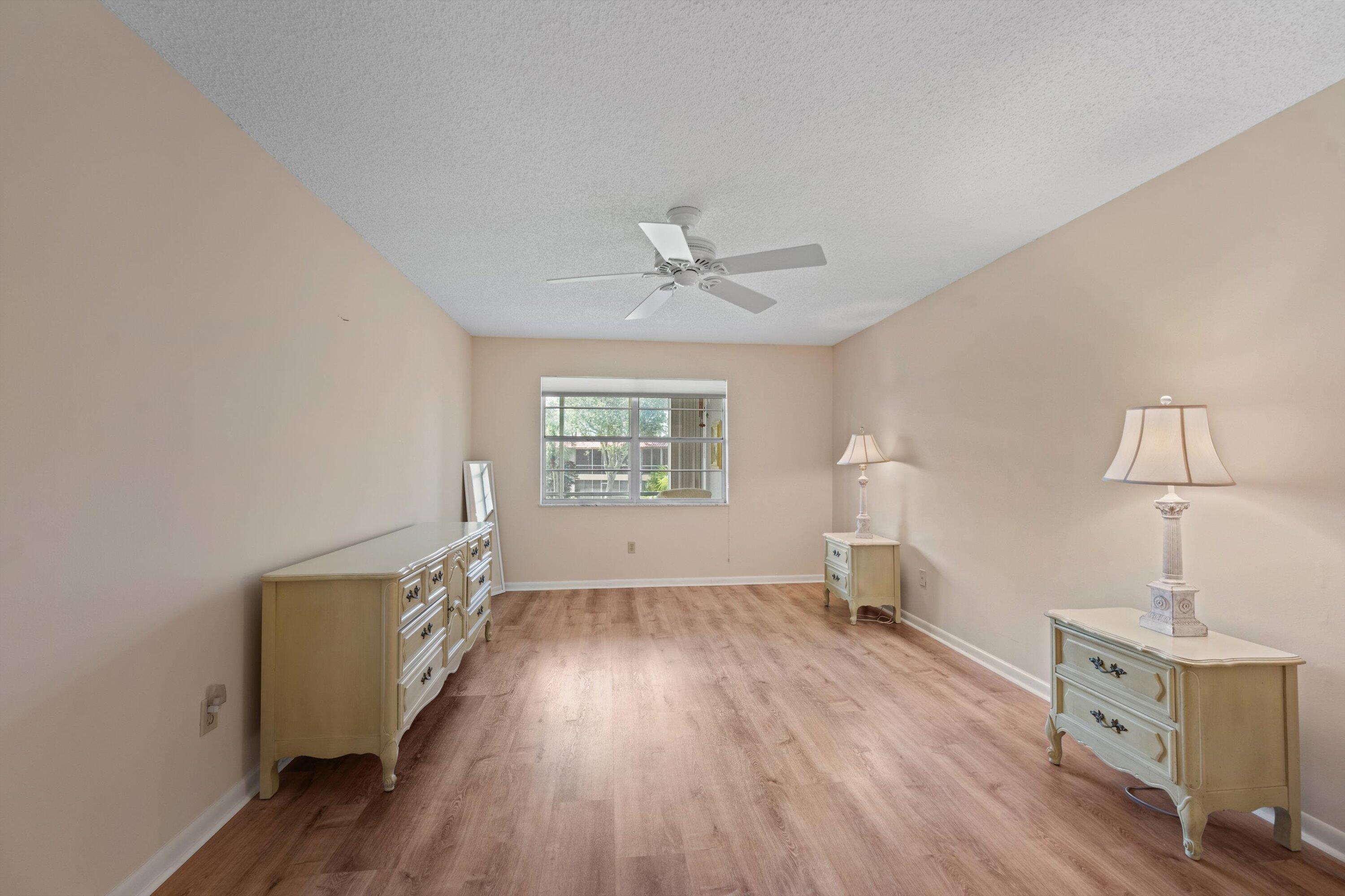 1953 SW Palm City Road 27-I
