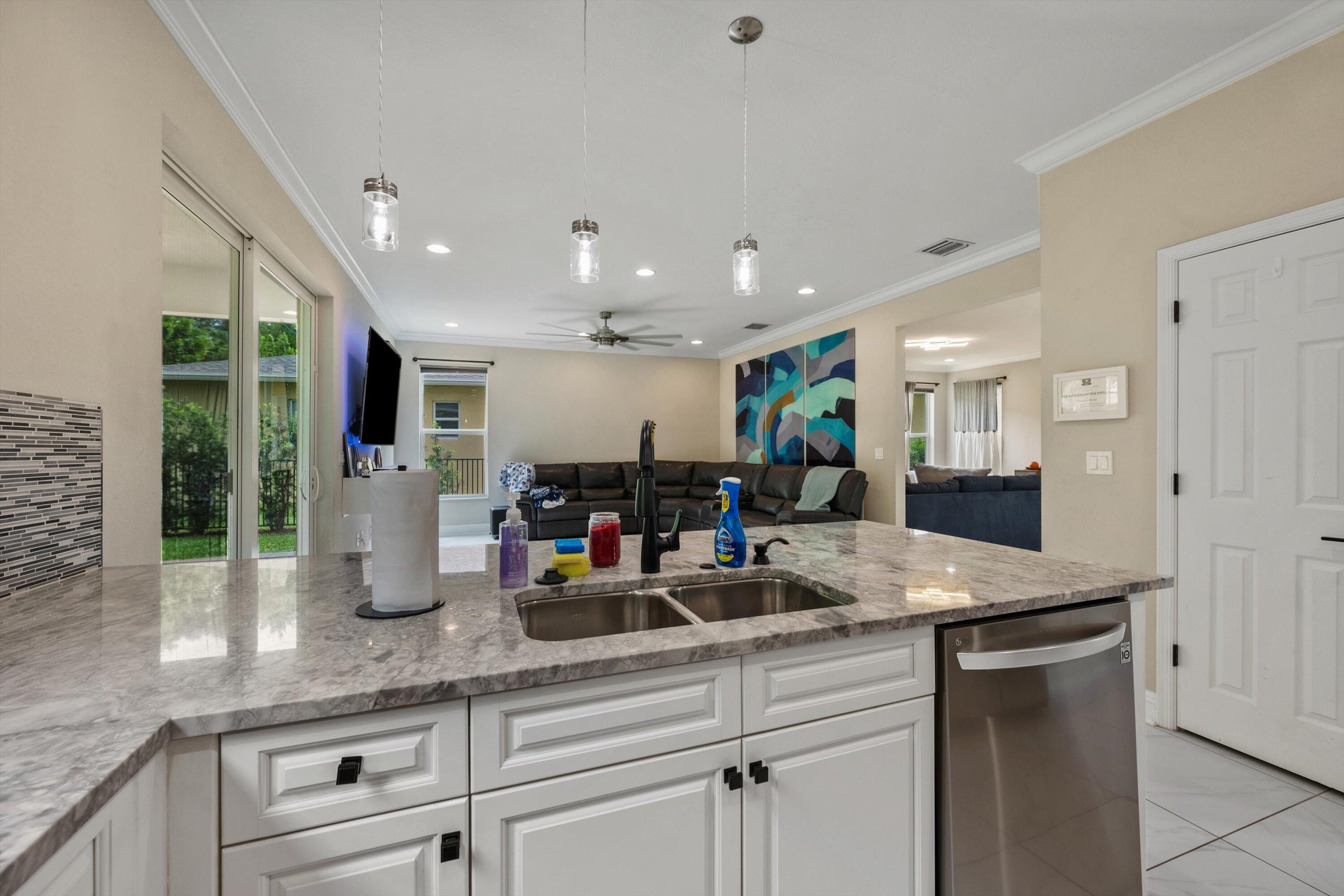 1813 NW Cataluna Circle, Port St. Lucie