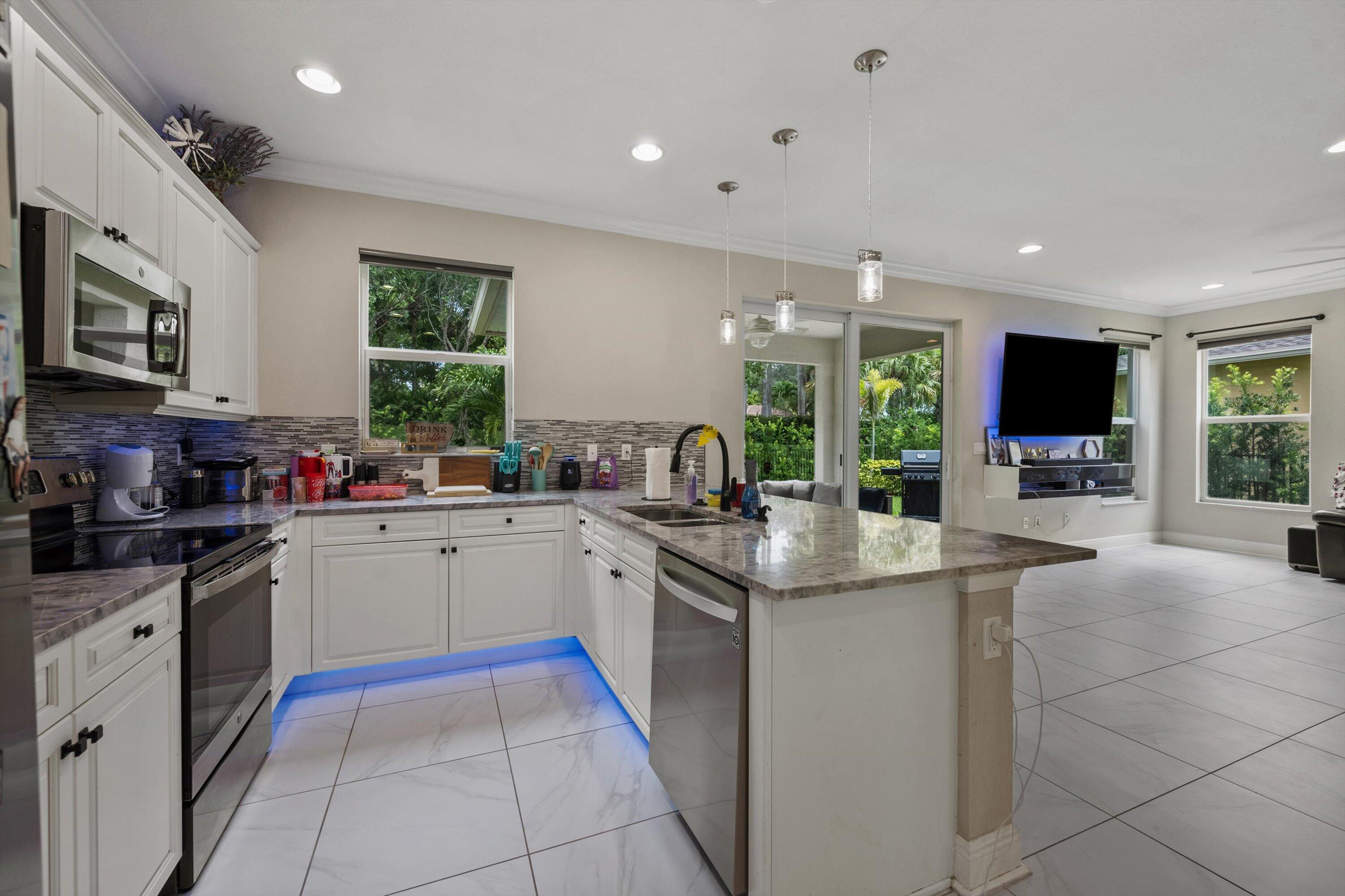 1813 NW Cataluna Circle, Port St. Lucie