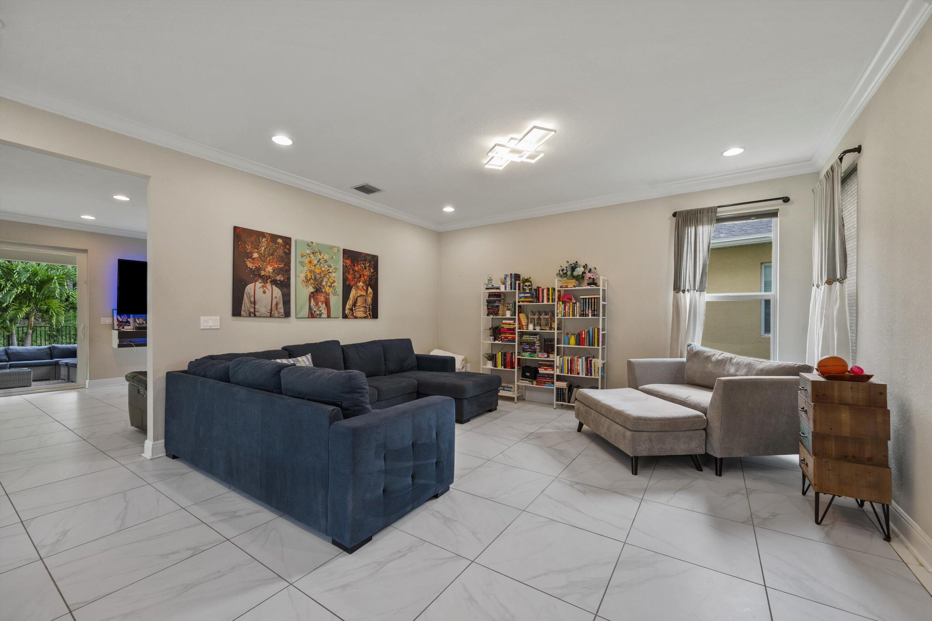 1813 NW Cataluna Circle, Port St. Lucie