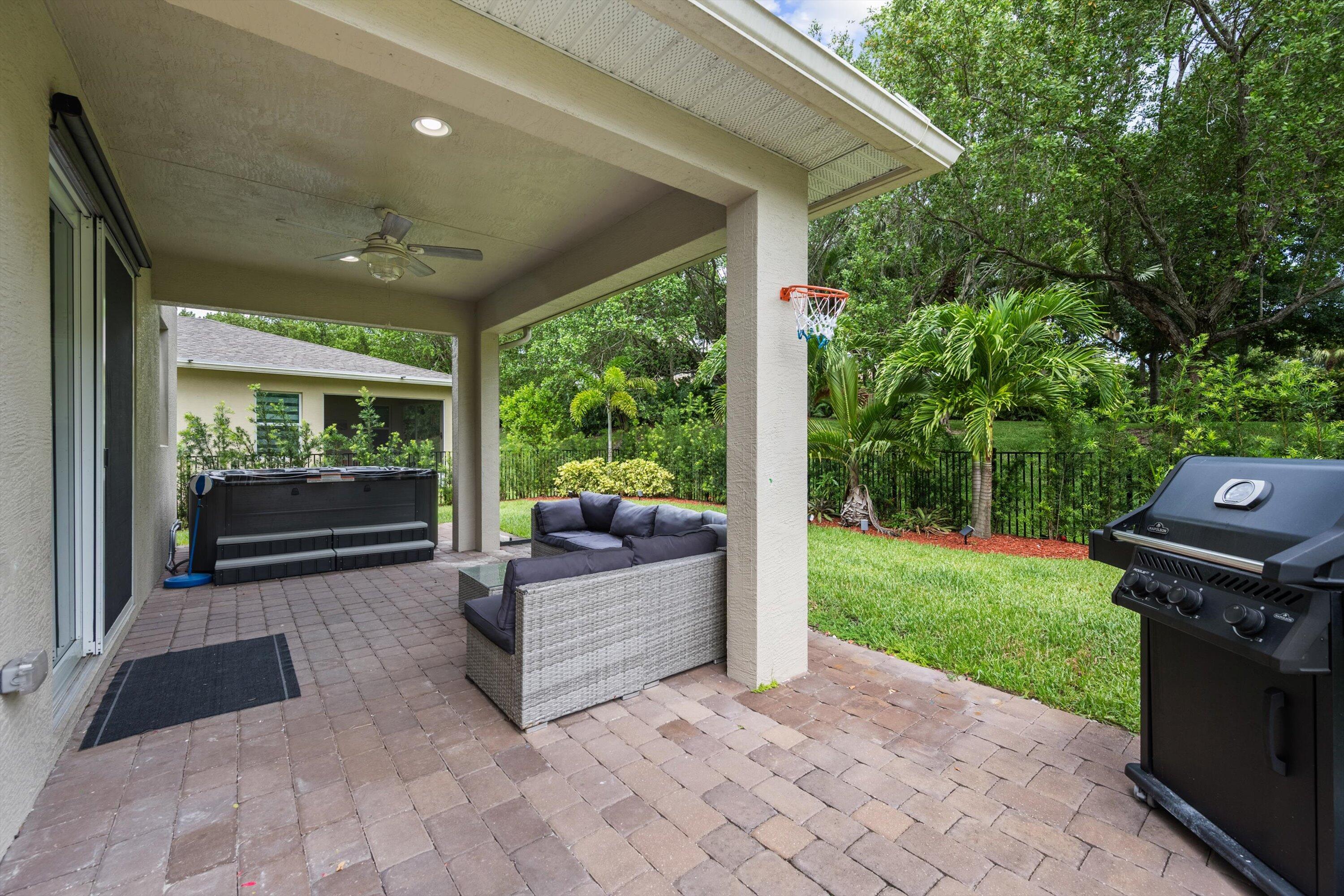 1813 NW Cataluna Circle, Port St. Lucie