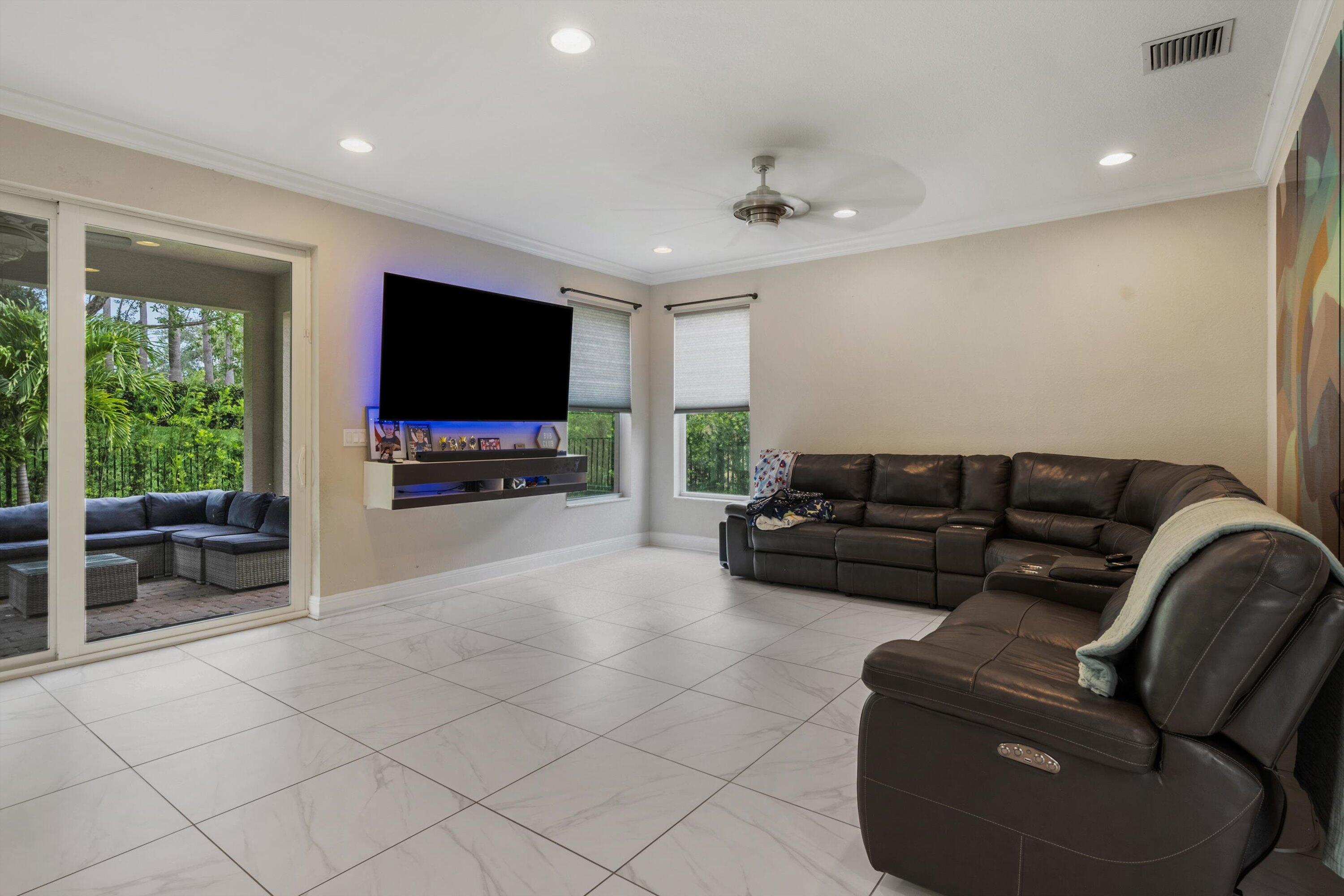 1813 NW Cataluna Circle, Port St. Lucie