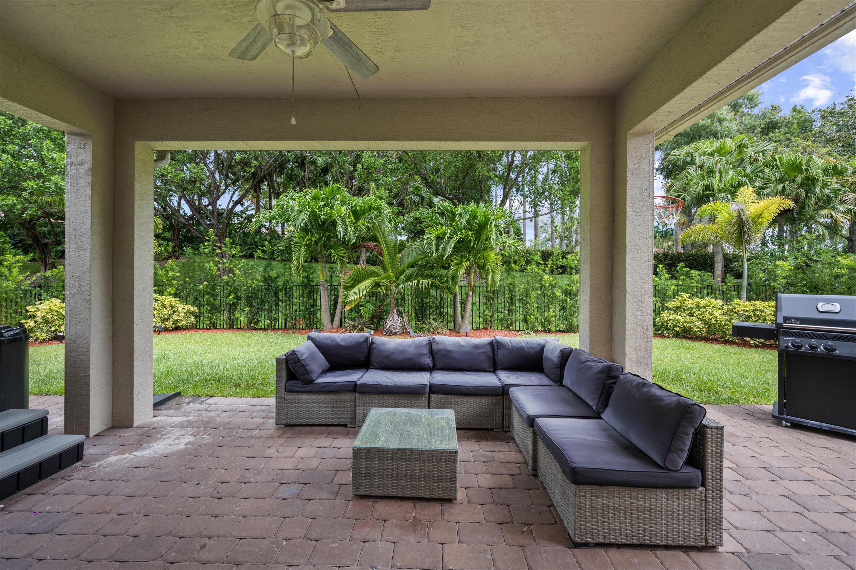 1813 NW Cataluna Circle, Port St. Lucie