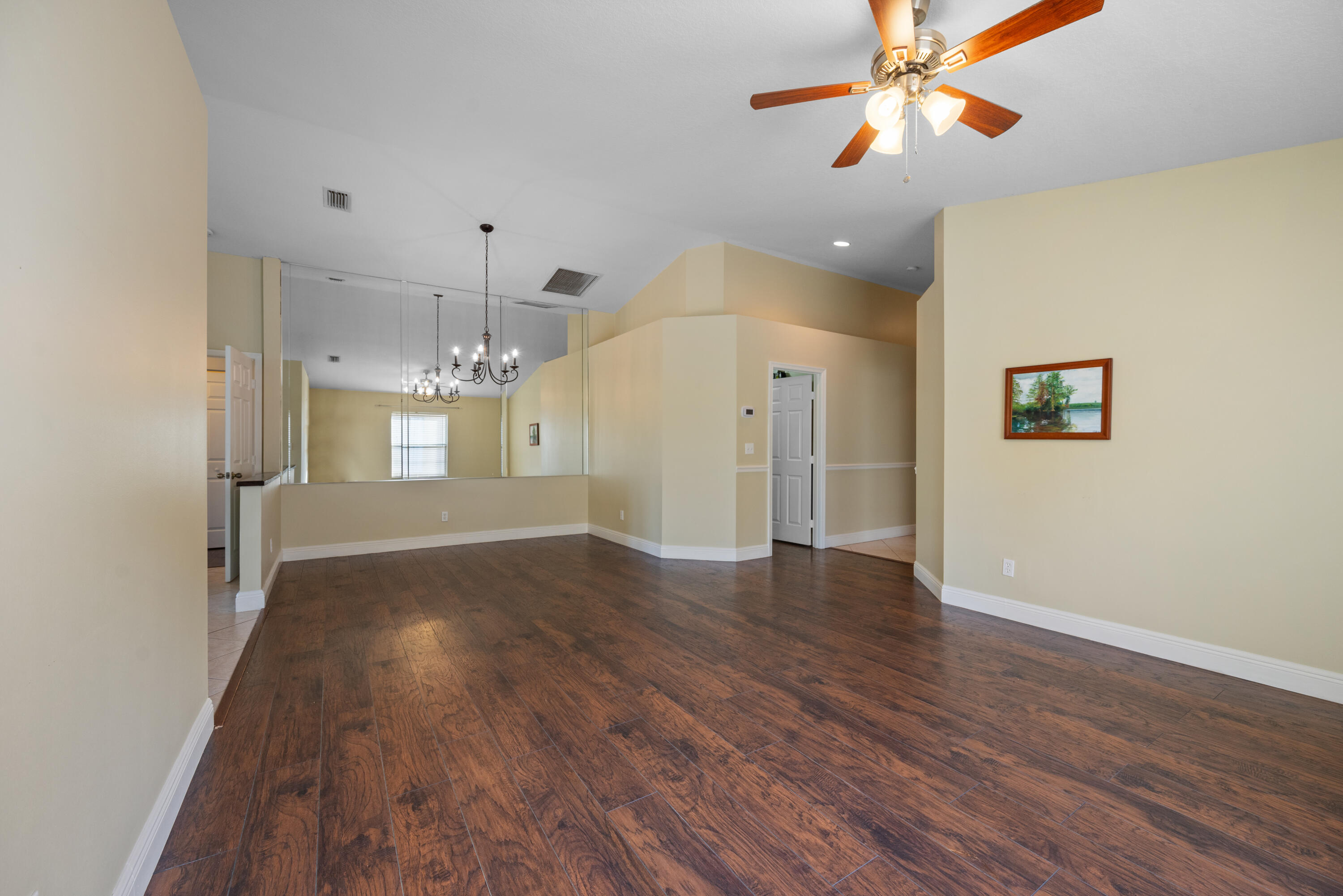 832 NW Greenwich Court, Port St. Lucie
