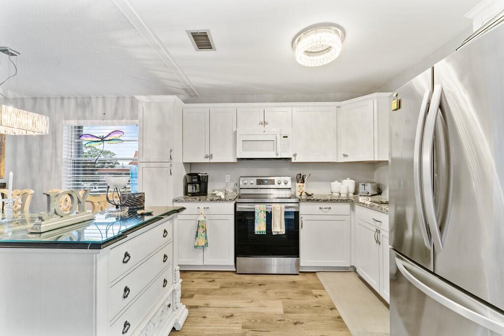 2600 SE Ocean Boulevard Ff14
