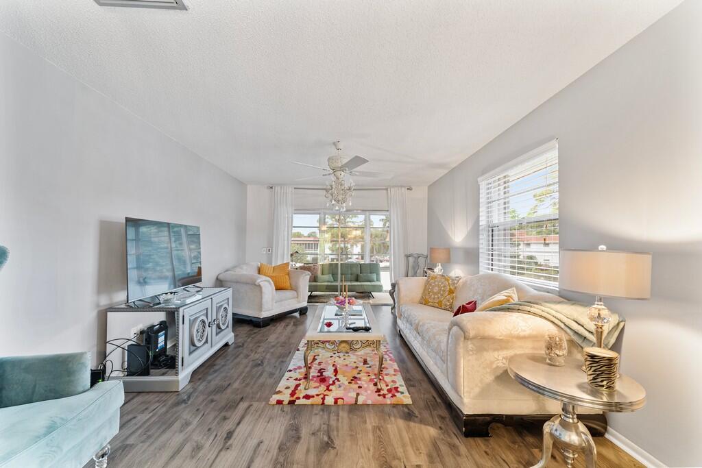2600 SE Ocean Boulevard Ff14