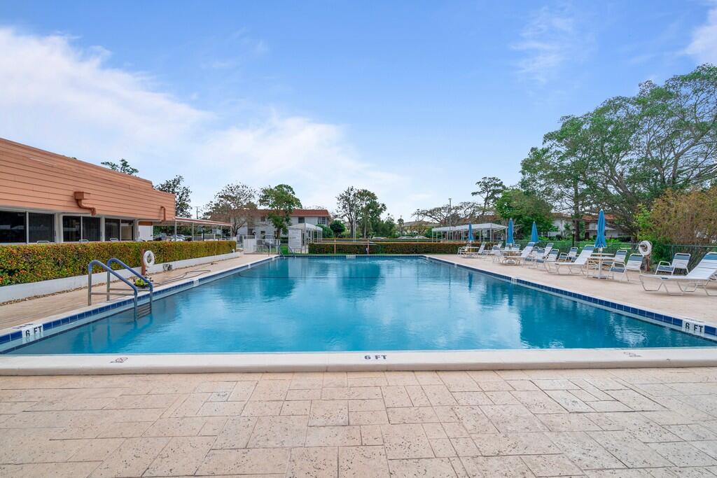 2600 SE Ocean Boulevard Ff14