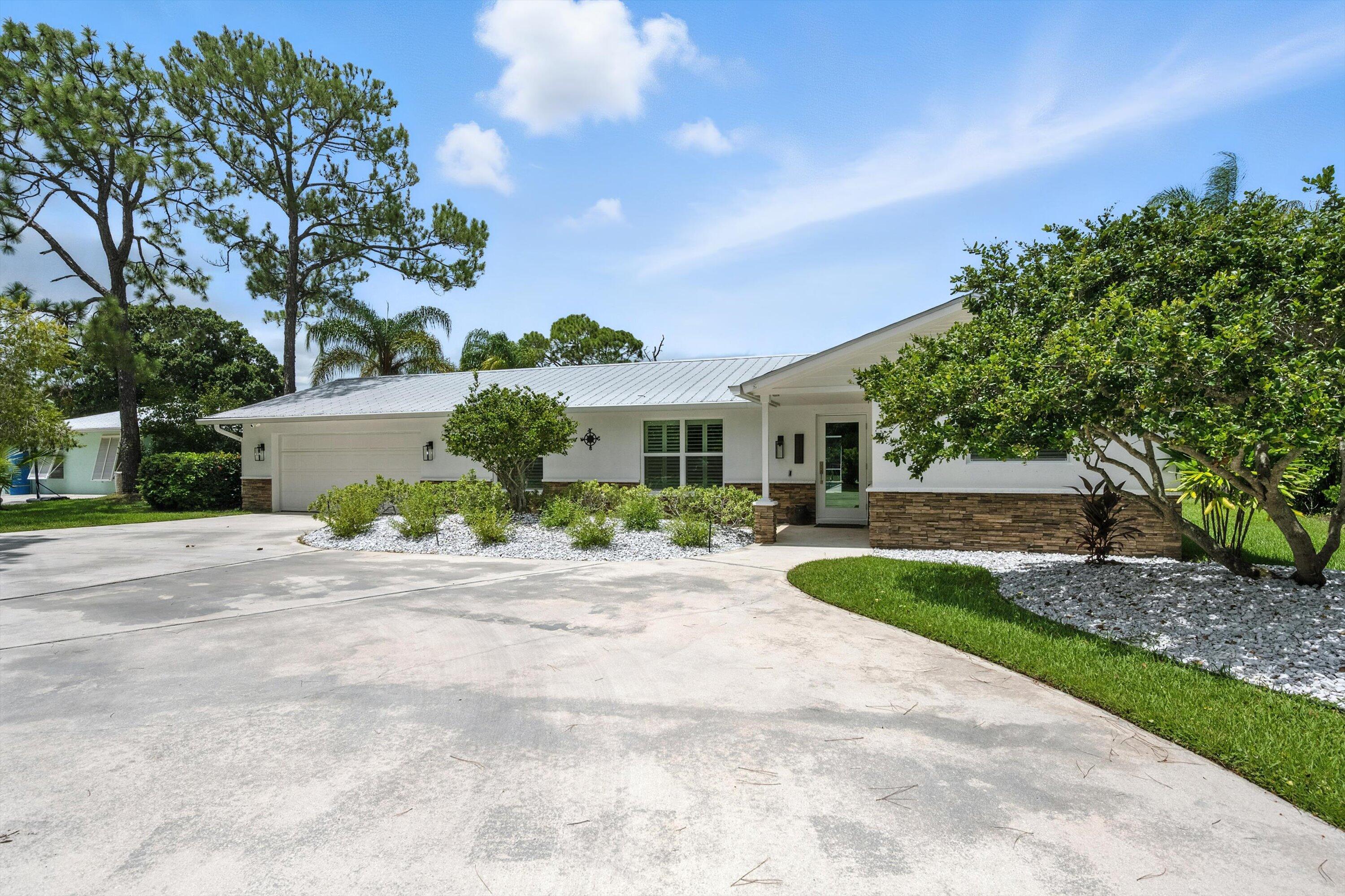 1119 NW Fork Road