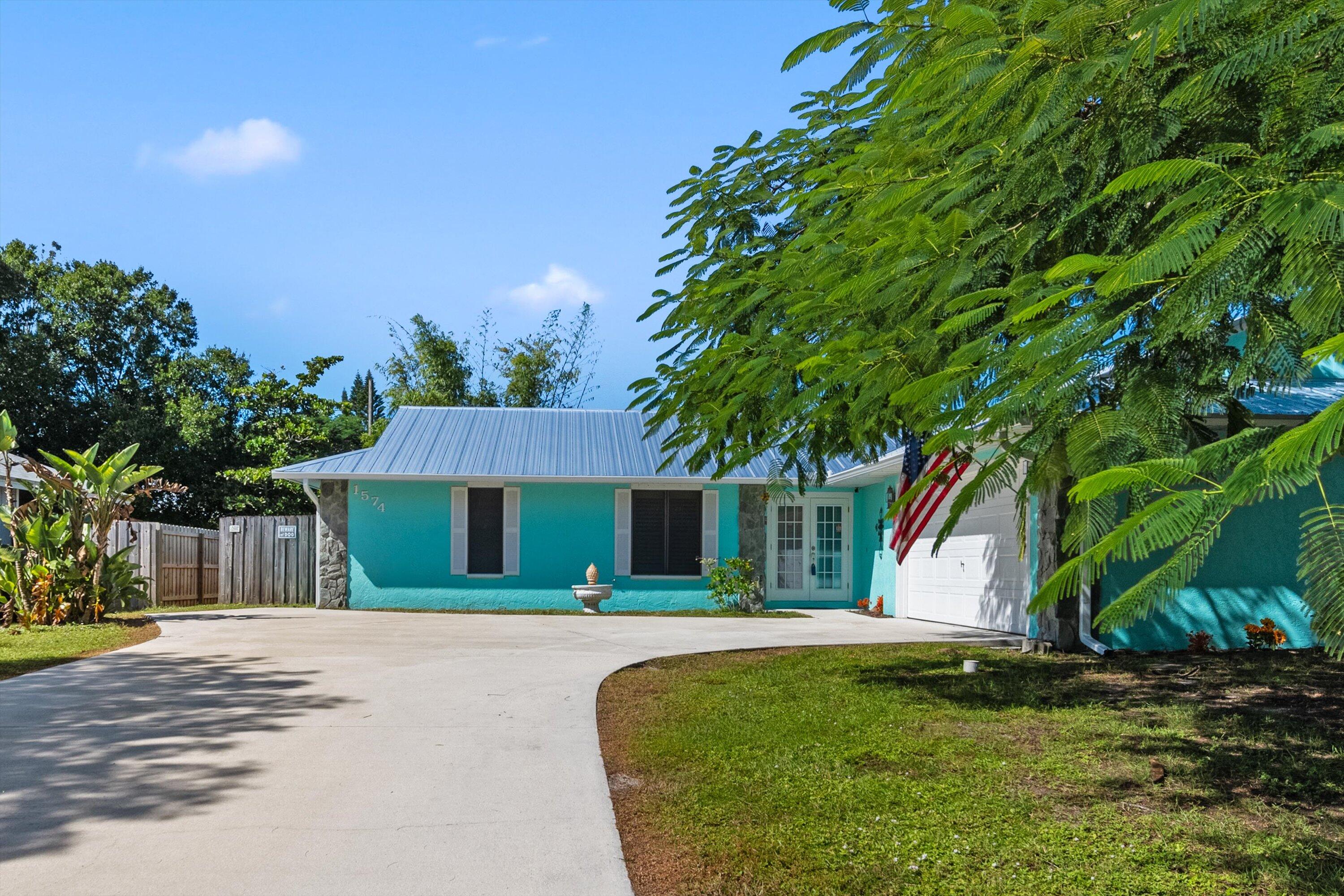 1574 SE Clearbrook Street, Port St. Lucie