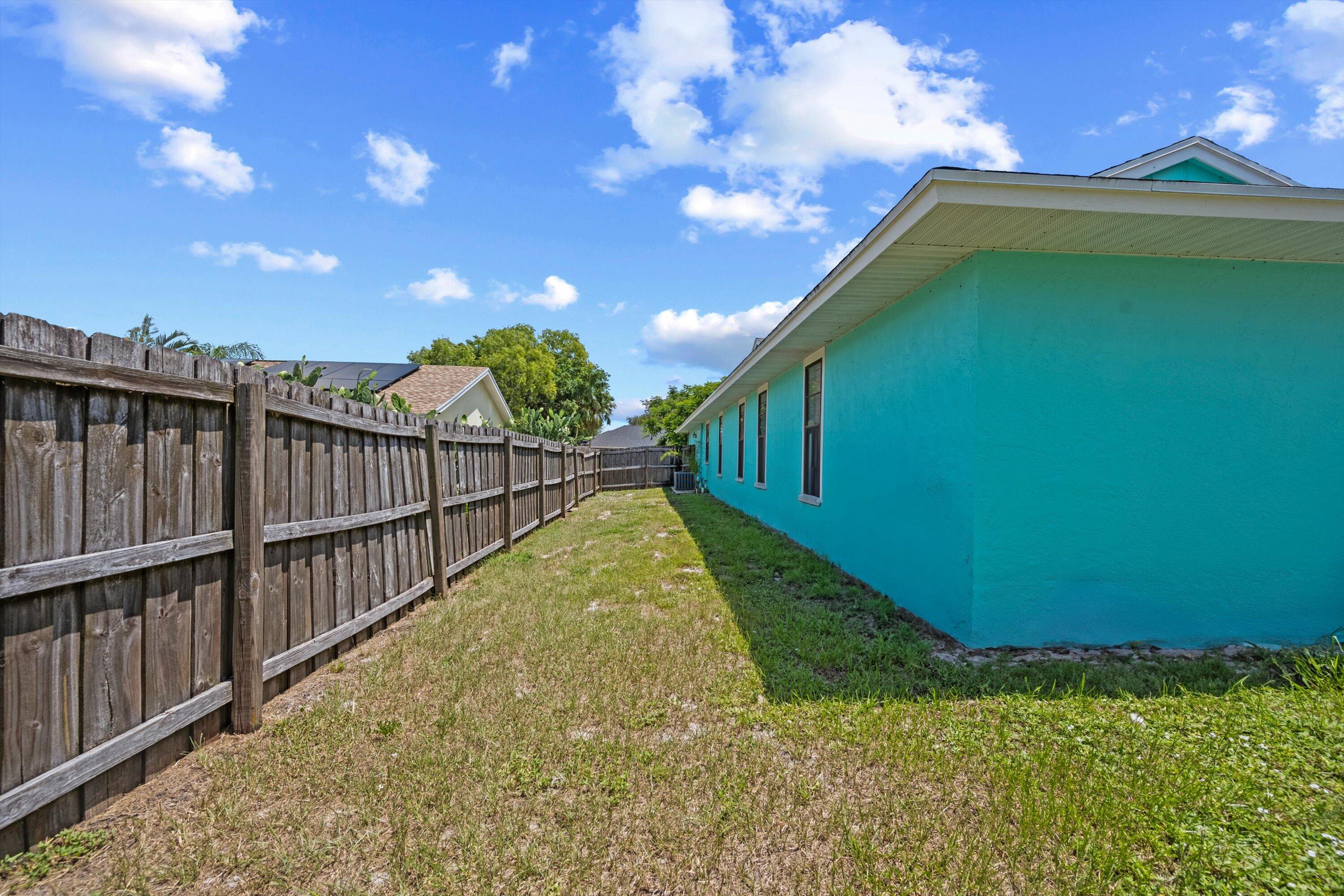 1574 SE Clearbrook Street, Port St. Lucie