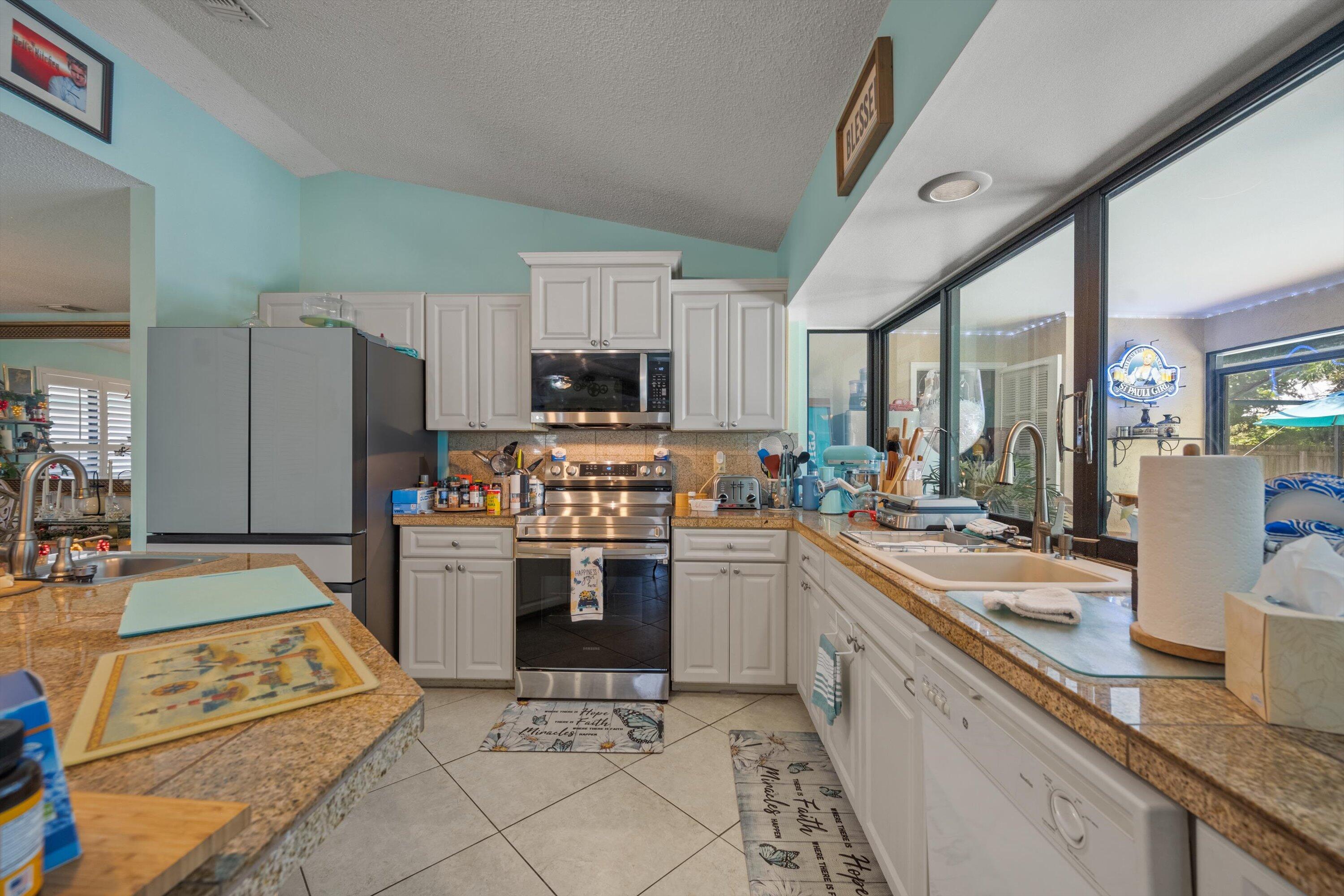 1574 SE Clearbrook Street, Port St. Lucie