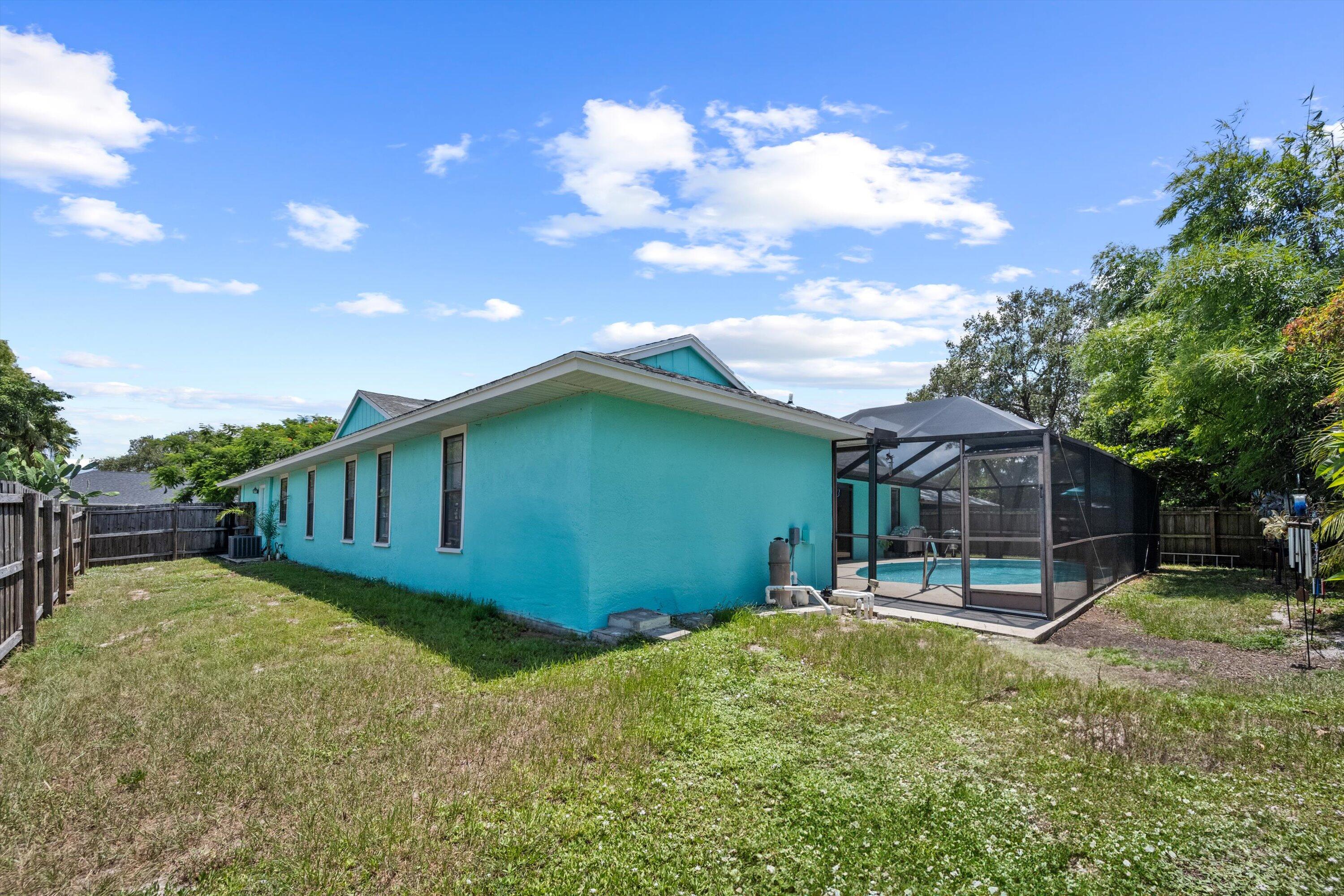 1574 SE Clearbrook Street, Port St. Lucie