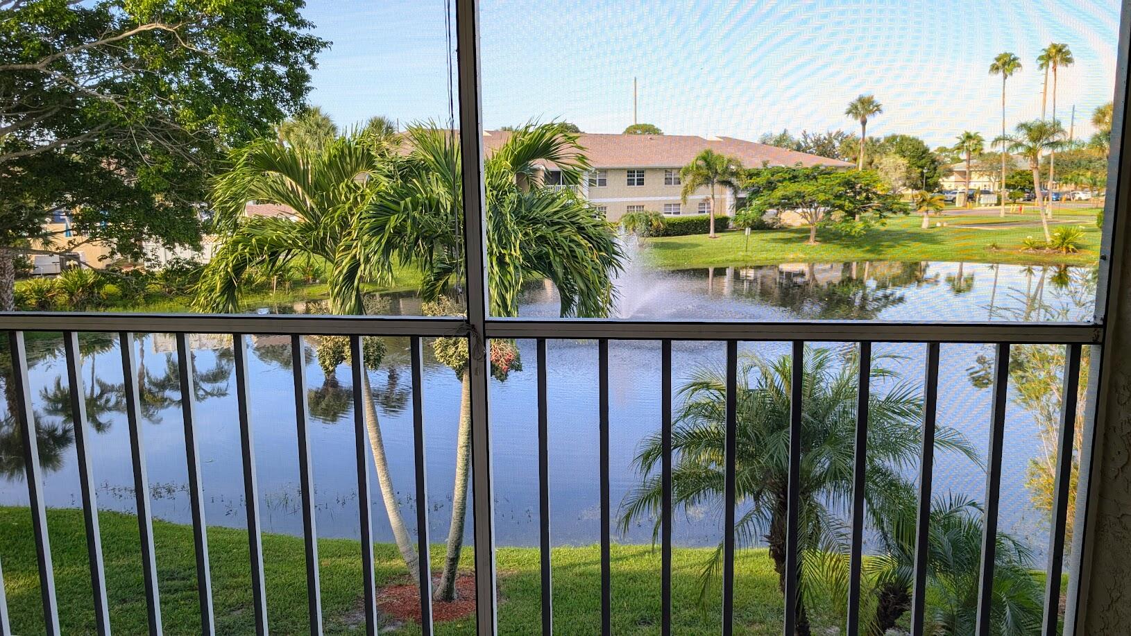 1563 SE Royal Green Circle 204, Port St. Lucie Unit: 204
