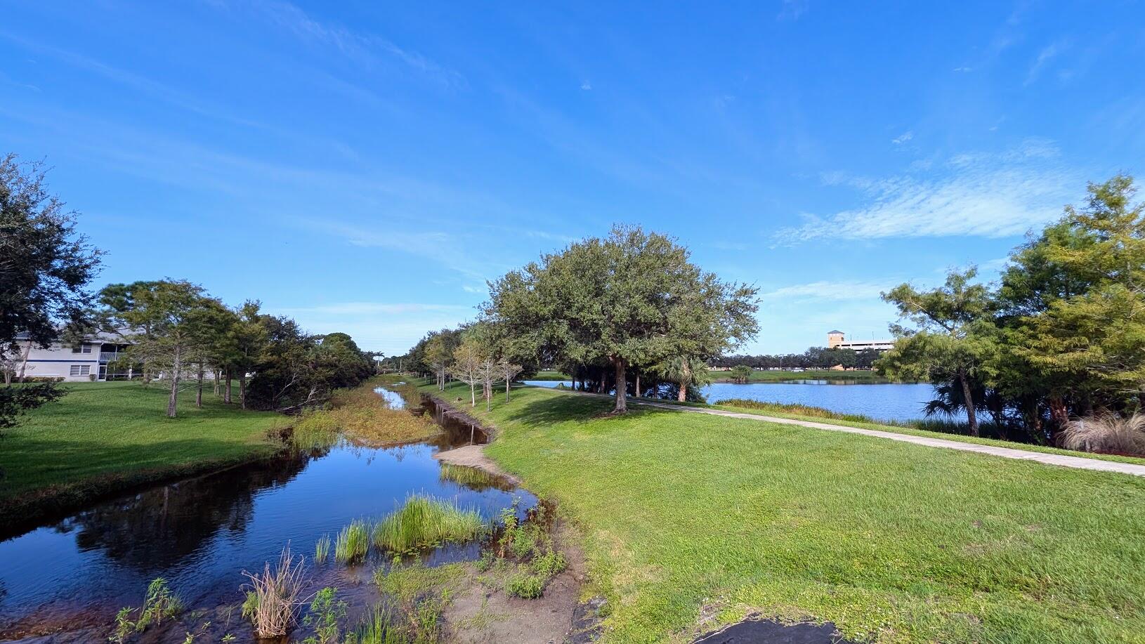 1563 SE Royal Green Circle 204, Port St. Lucie Unit: 204