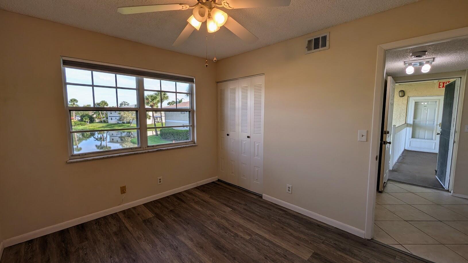 1563 SE Royal Green Circle 204, Port St. Lucie Unit: 204