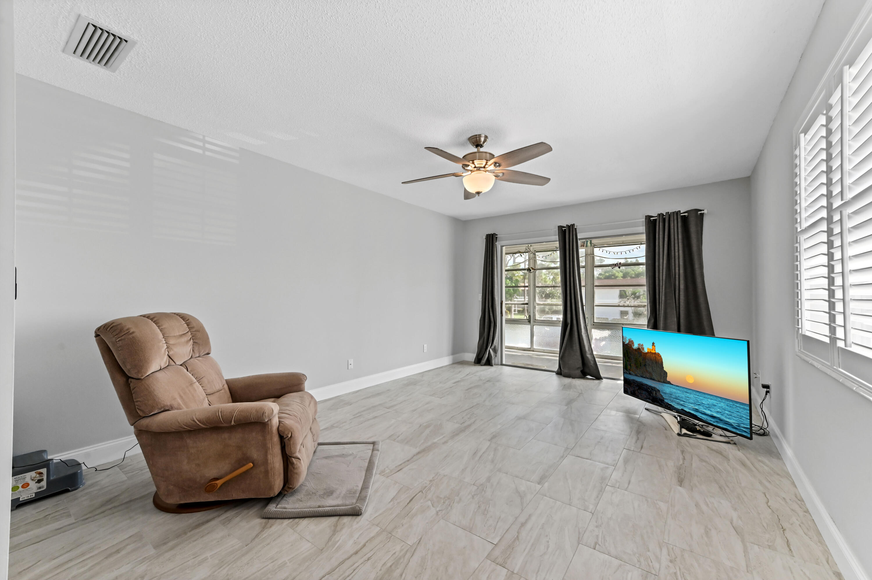 2600 SE Ocean Boulevard Aa8