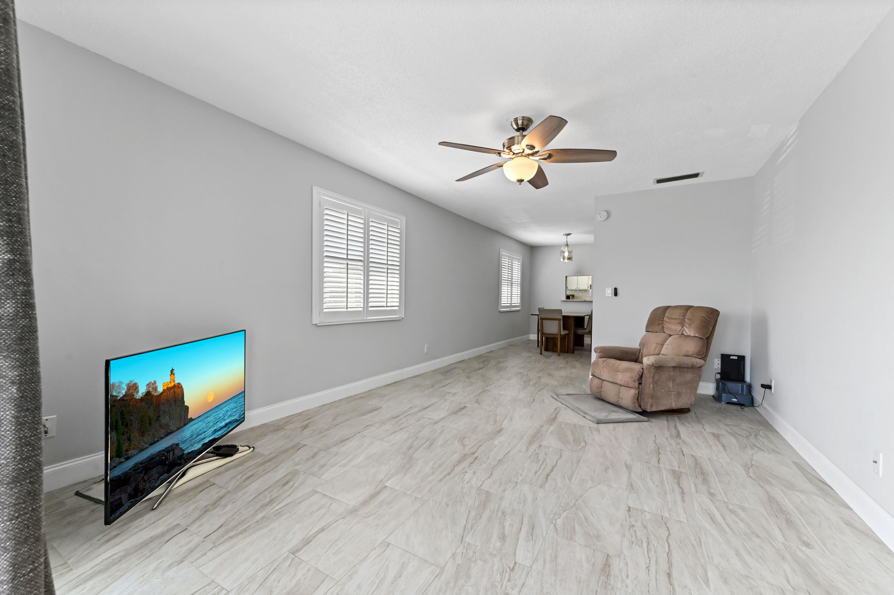 2600 SE Ocean Boulevard Aa8