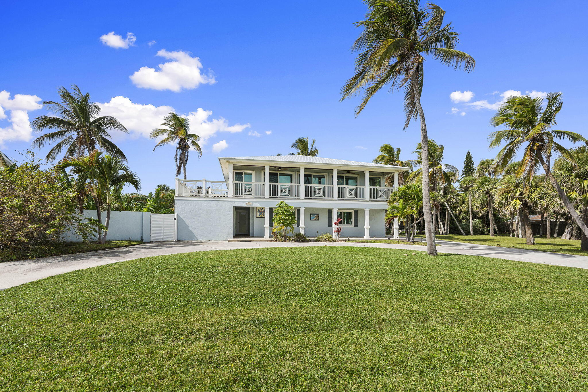 1911 Surfside Drive