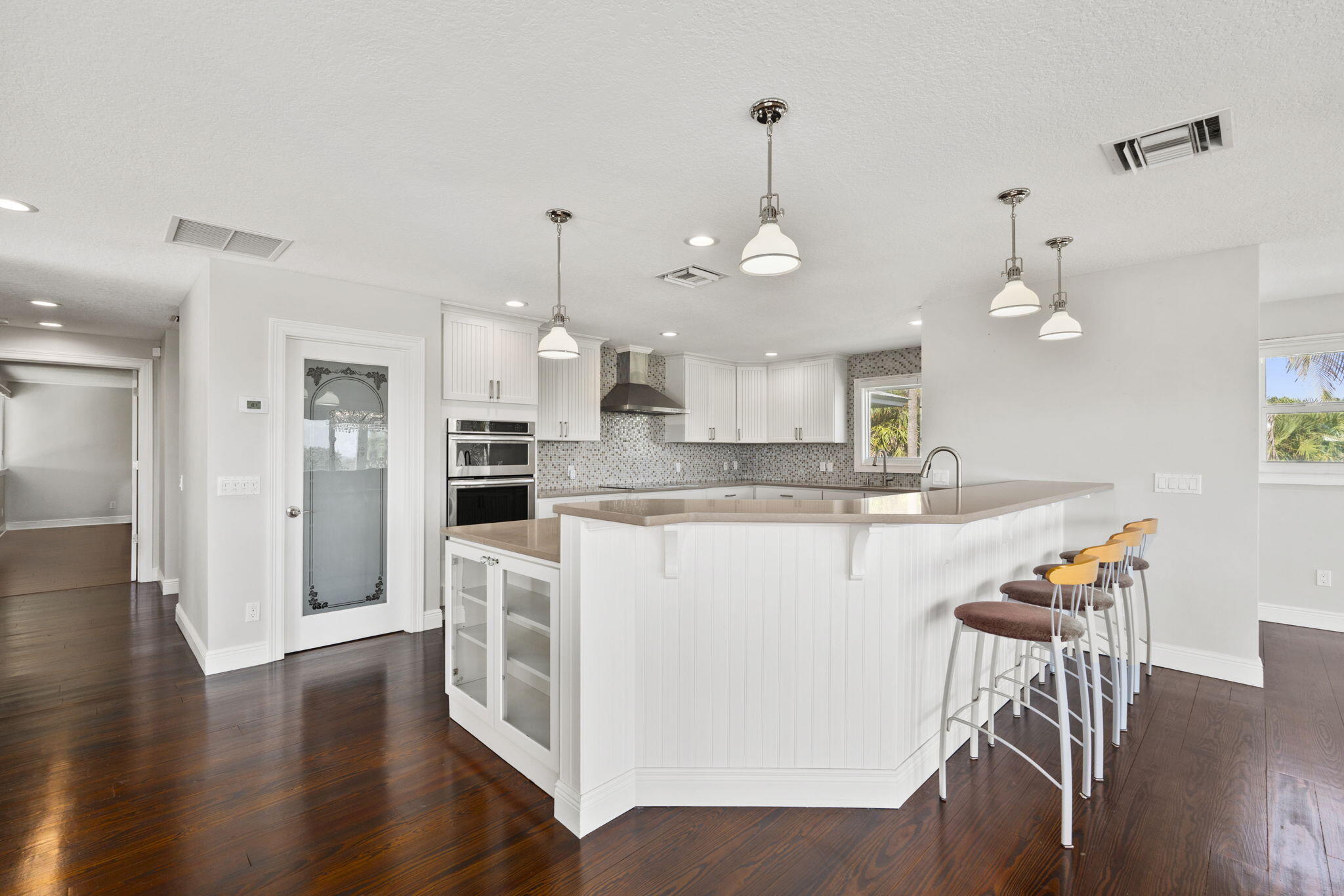 1911 Surfside Drive