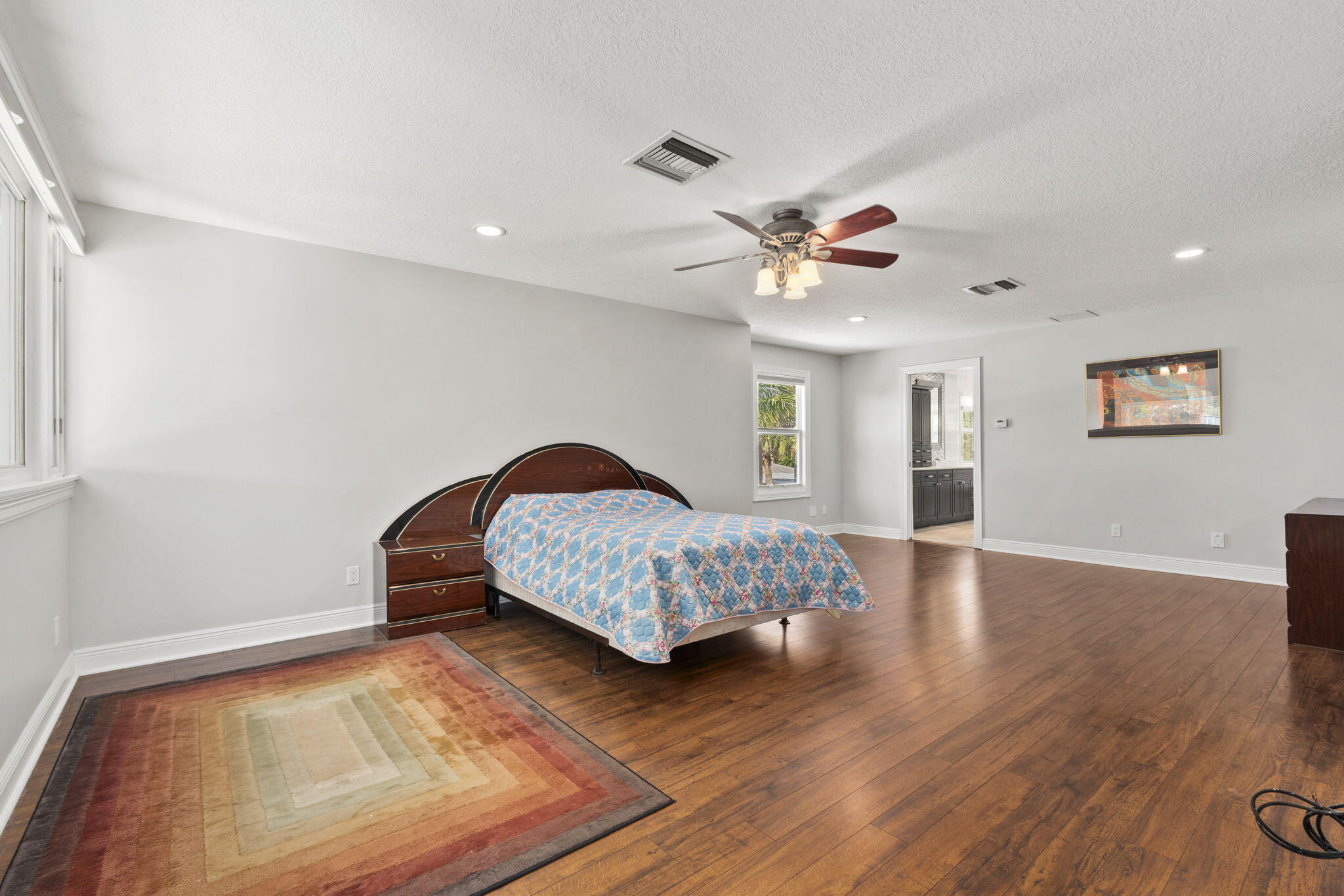 1911 Surfside Drive