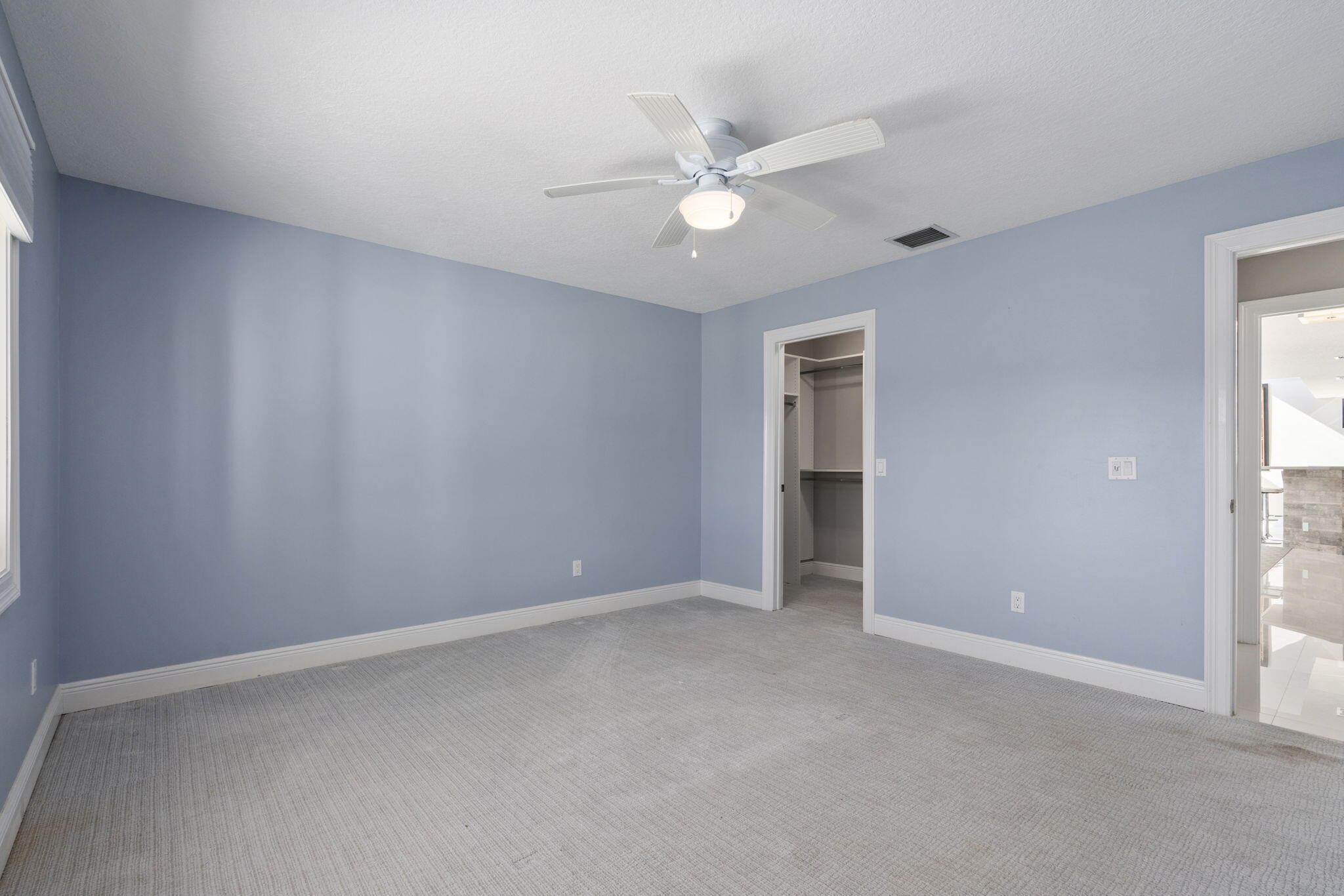 1911 Surfside Drive